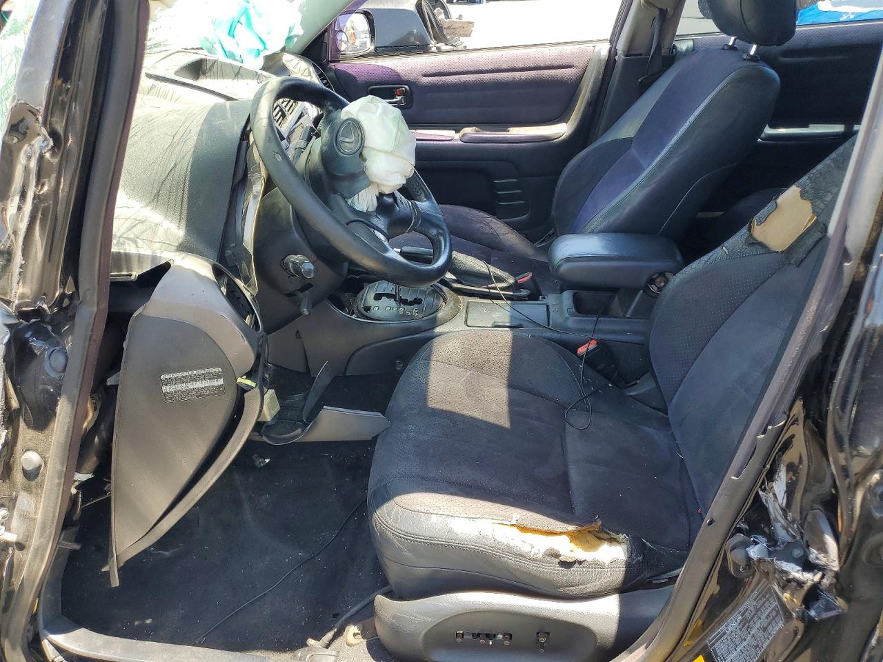 2001 Lexus Is 300 Черный vin: JTHBD182110005832