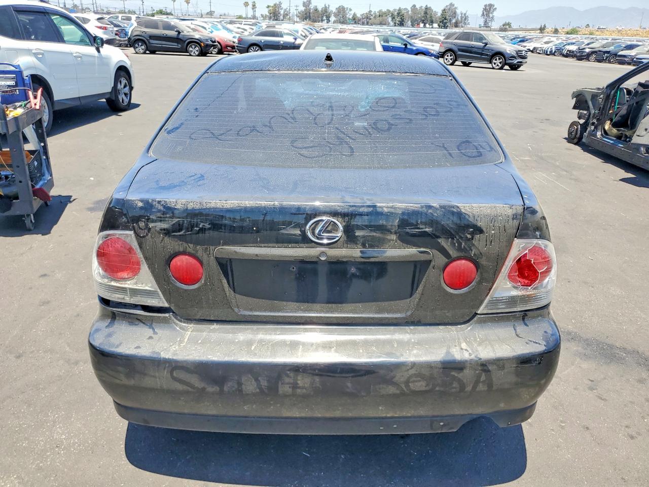 2001 Lexus Is 300 Черный vin: JTHBD182110005832