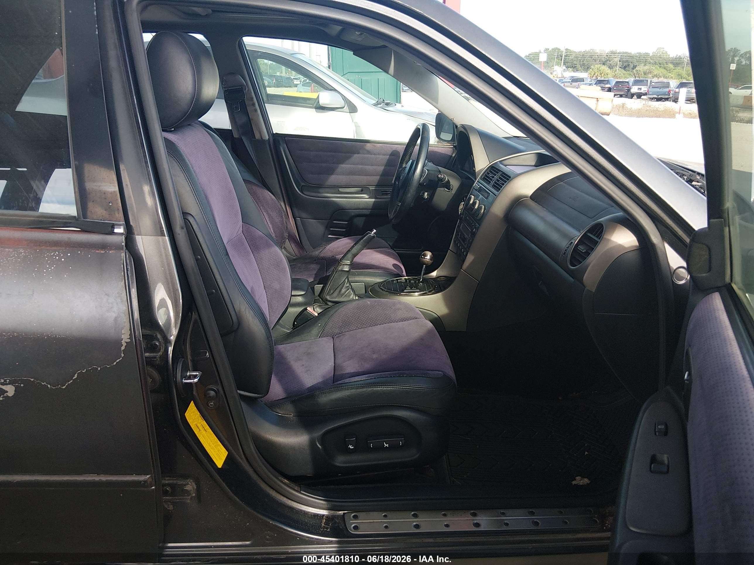 2001 Lexus Is 300 Серый vin: JTHBD182210004107