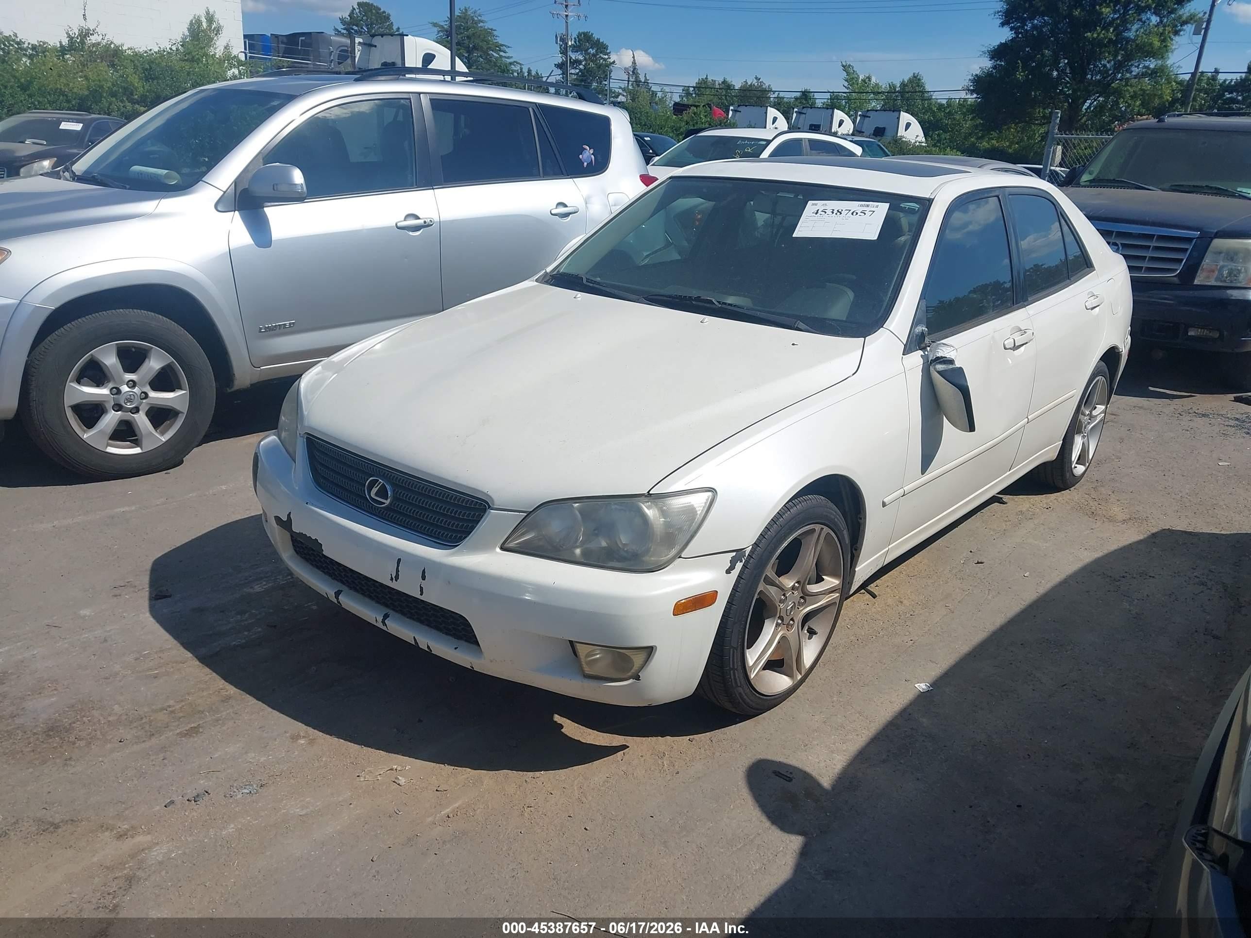 2001 Lexus Is 300   White vin: JTHBD182210004298