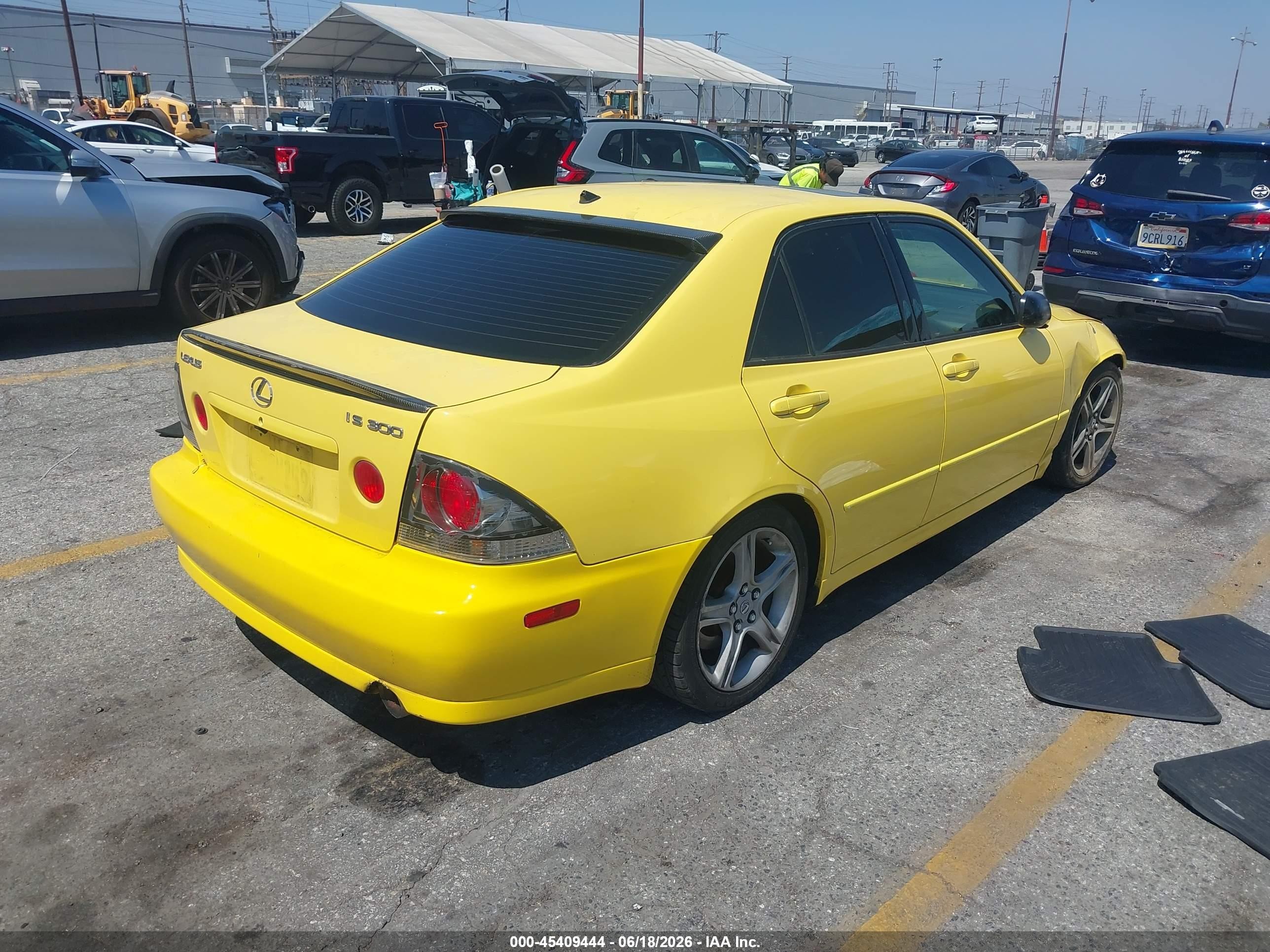 2001 Lexus Is 300   Yellow vin: JTHBD182210007475