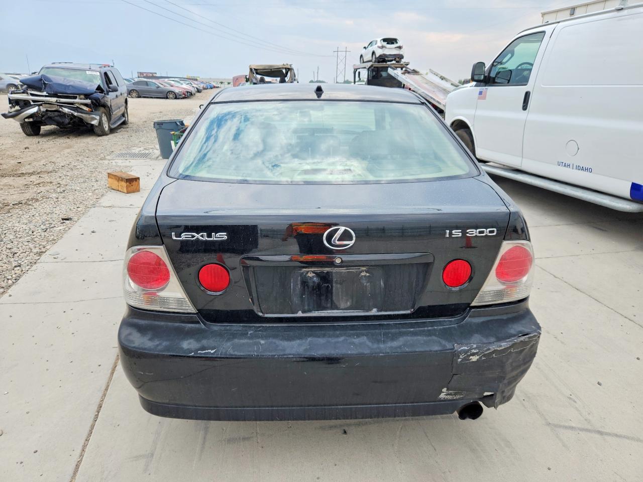 2001 Lexus Is 300 Black vin: JTHBD182310001183