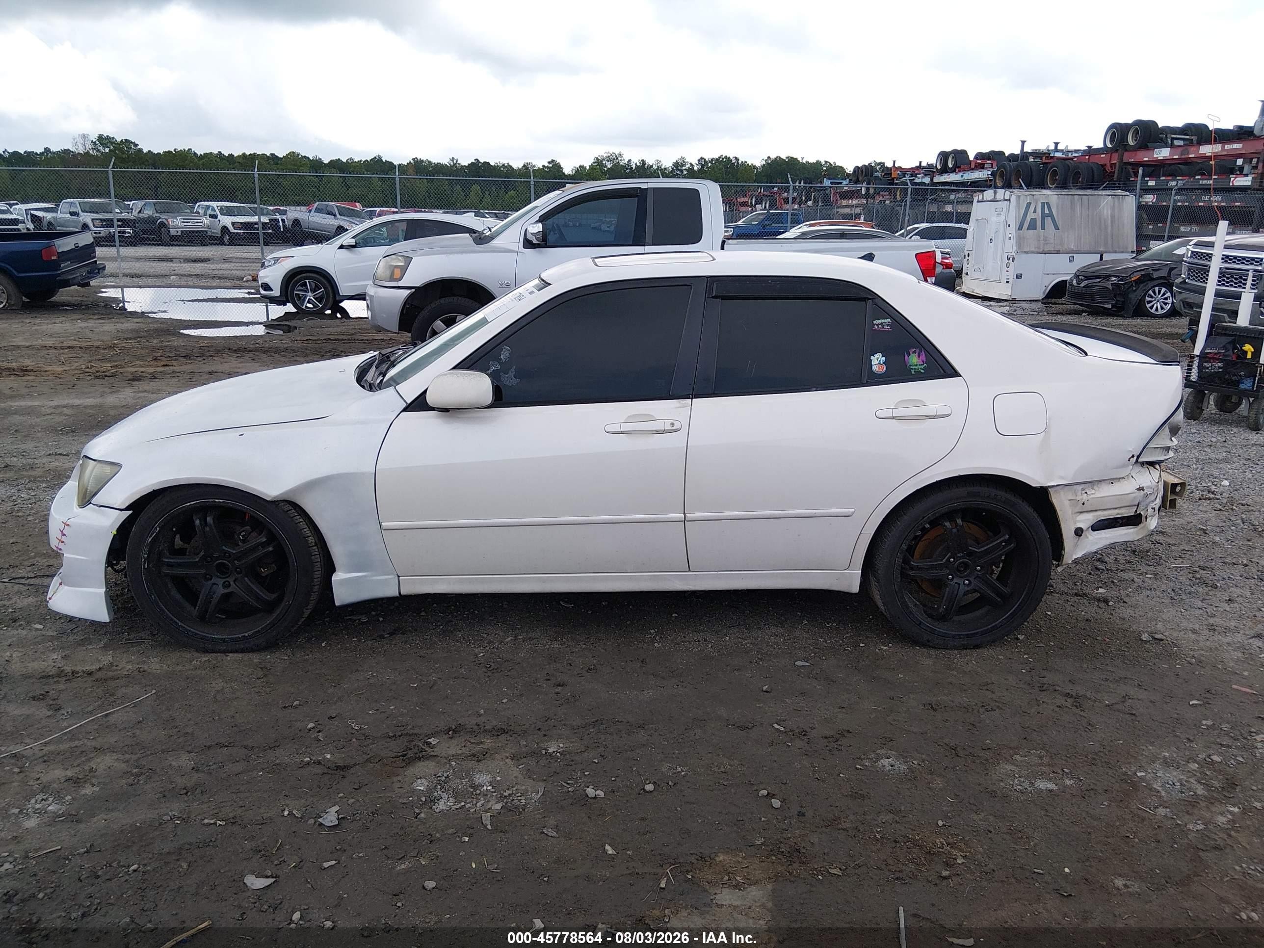 2001 Lexus Is 300   Silver vin: JTHBD182310006903