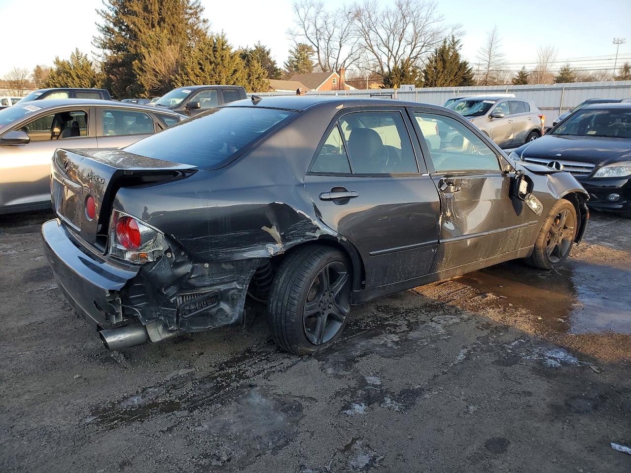 2001 Lexus Is 300 Charcoal vin: JTHBD182410010457