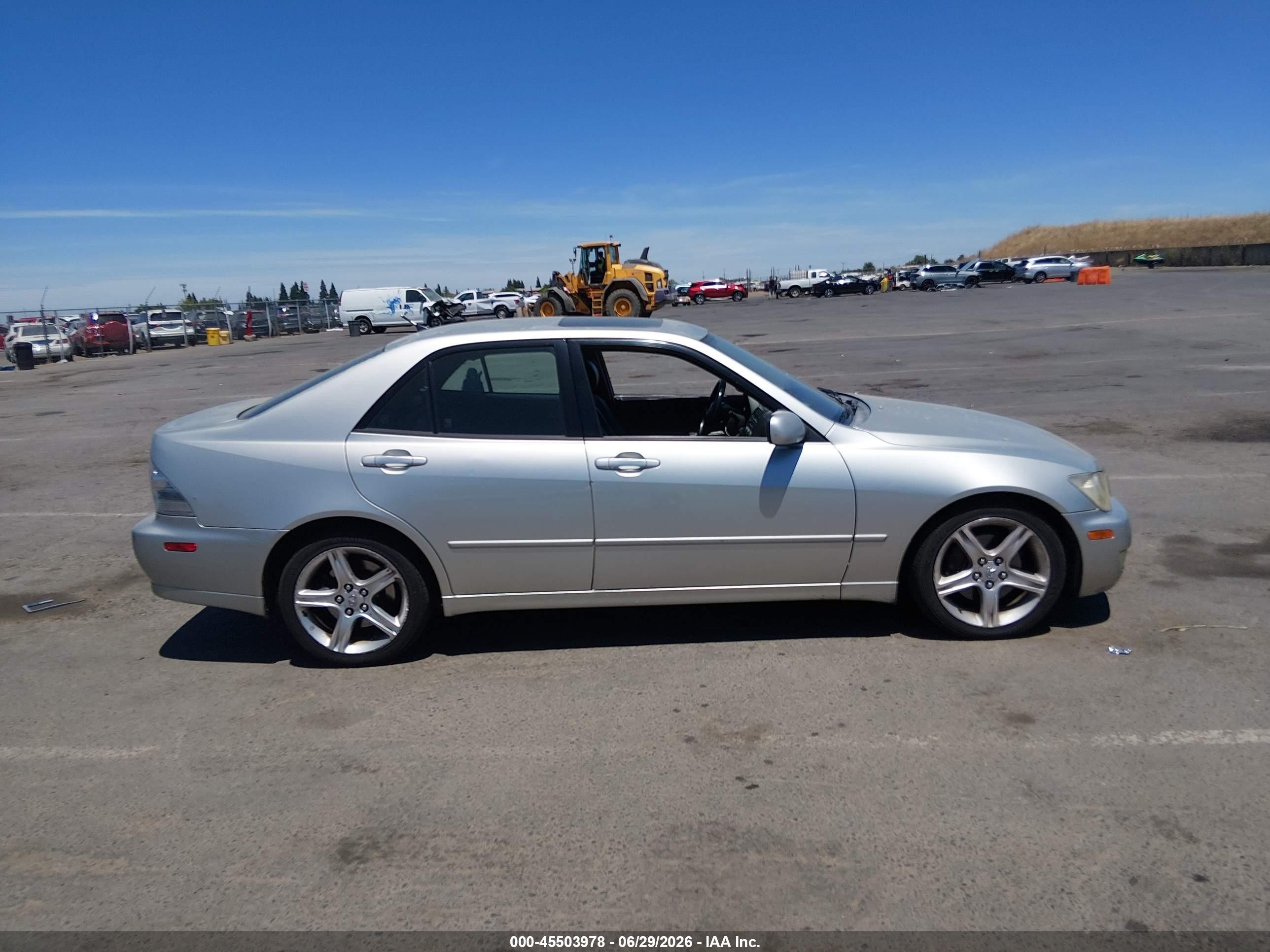 2001 Lexus Is 300   Silver vin: JTHBD182410025301