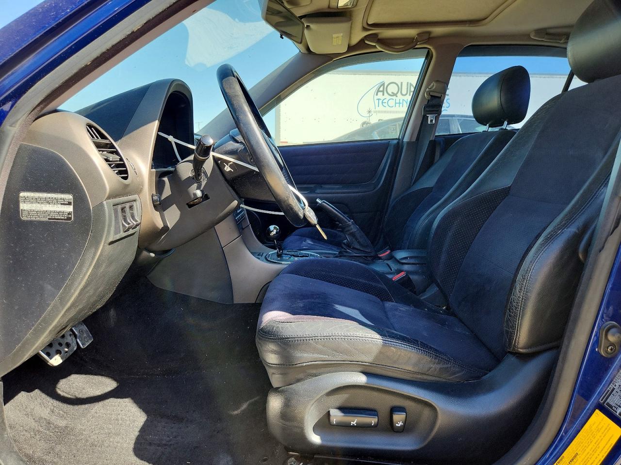 2001 Lexus Is 300 Blue vin: JTHBD182510020446