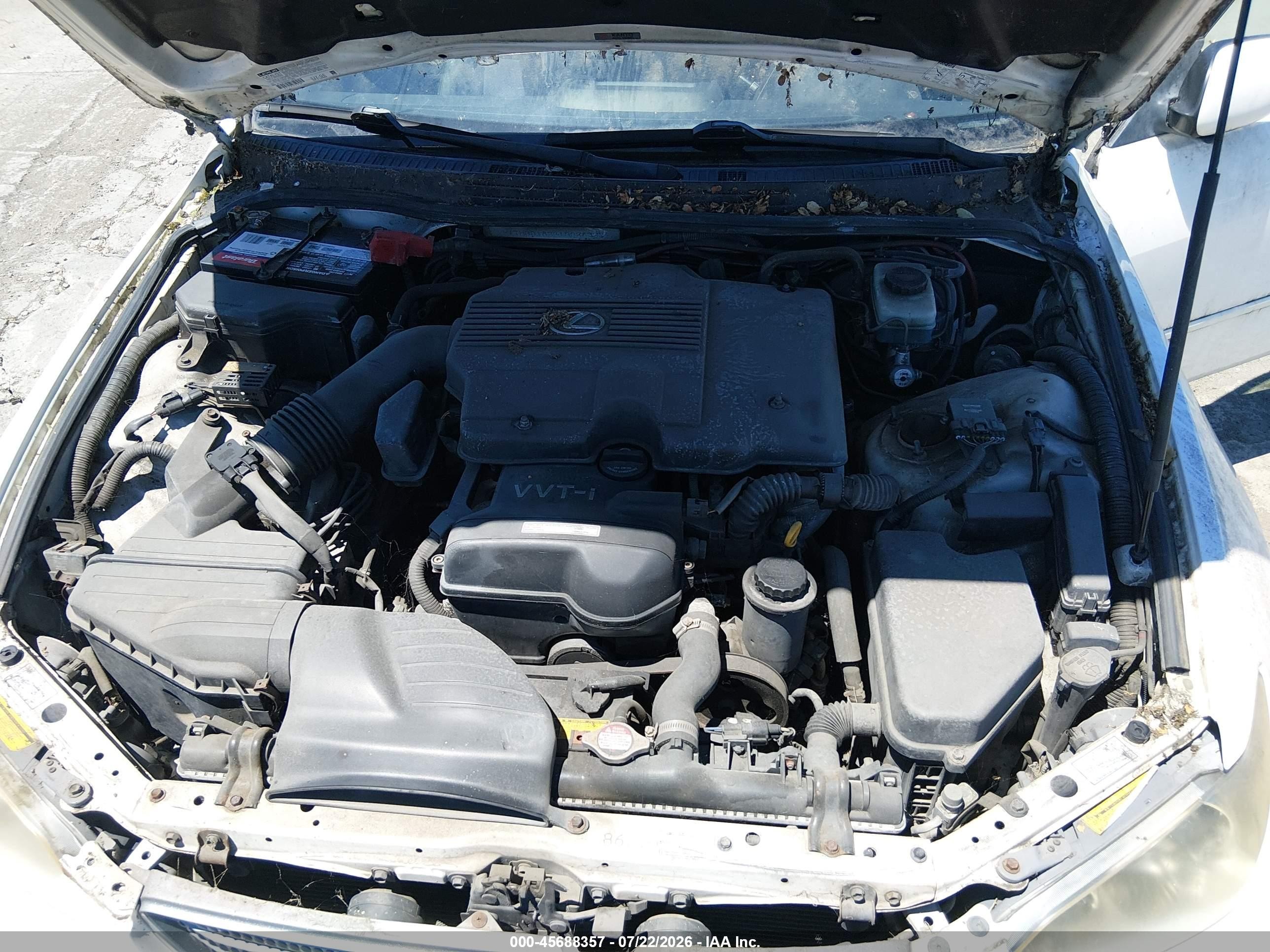 2001 Lexus Is 300   Белый vin: JTHBD182510028322