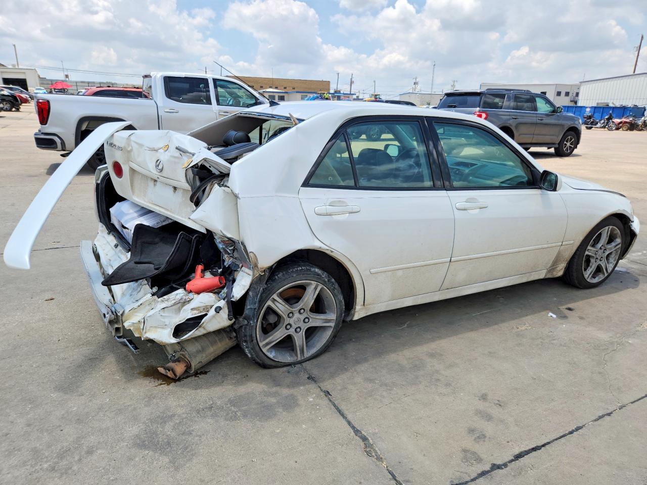 2001 Lexus Is 300 White vin: JTHBD182610004157