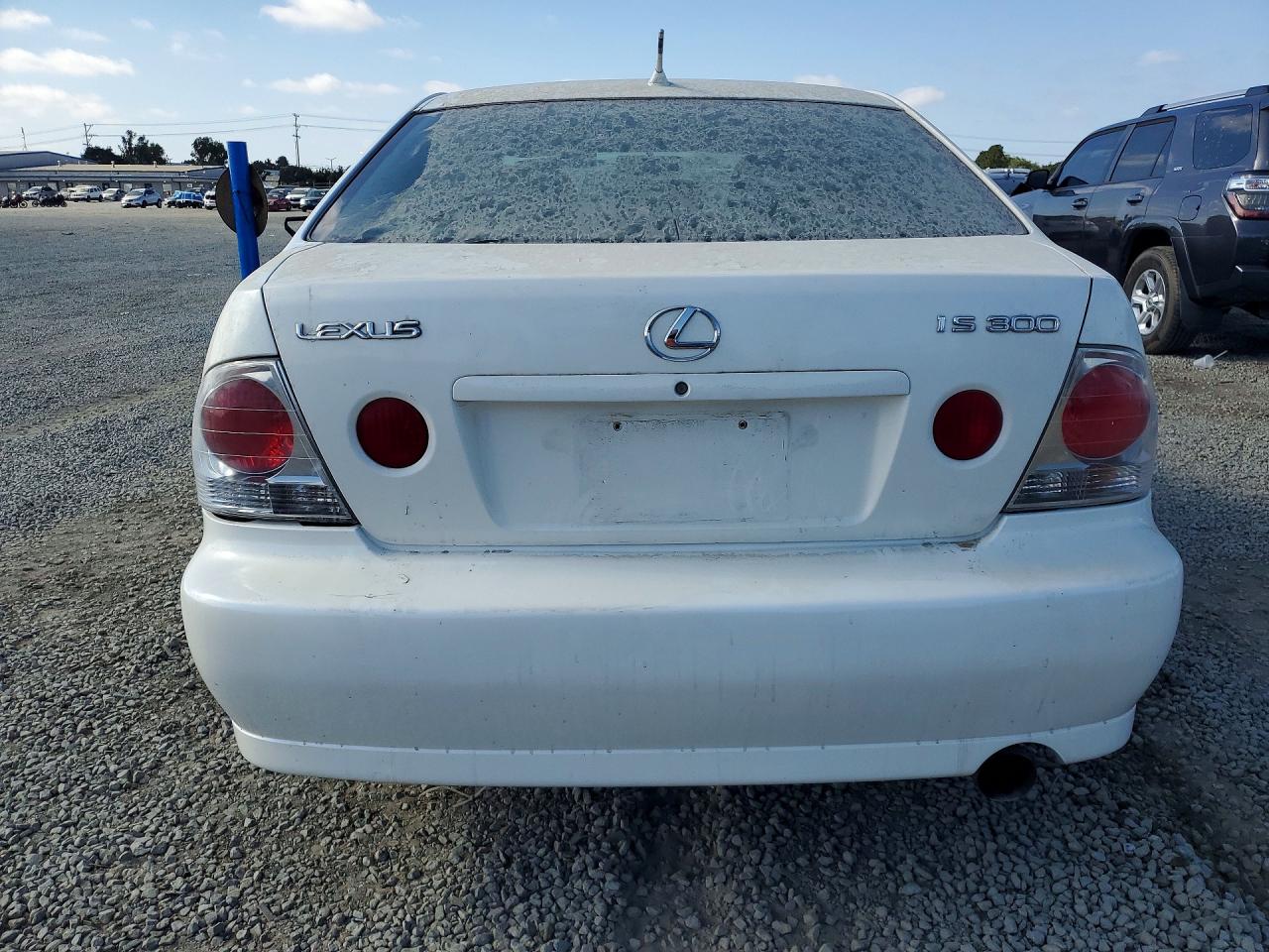 2001 Lexus Is 300 White vin: JTHBD182710028659