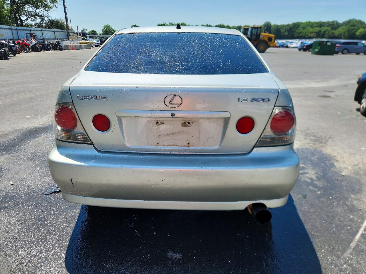 2001 Lexus Is 300 Silver vin: JTHBD182810017914