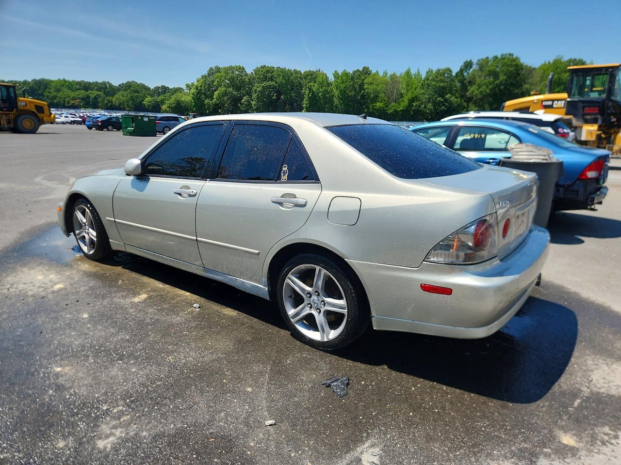 2001 Lexus Is 300 Silver vin: JTHBD182810017914