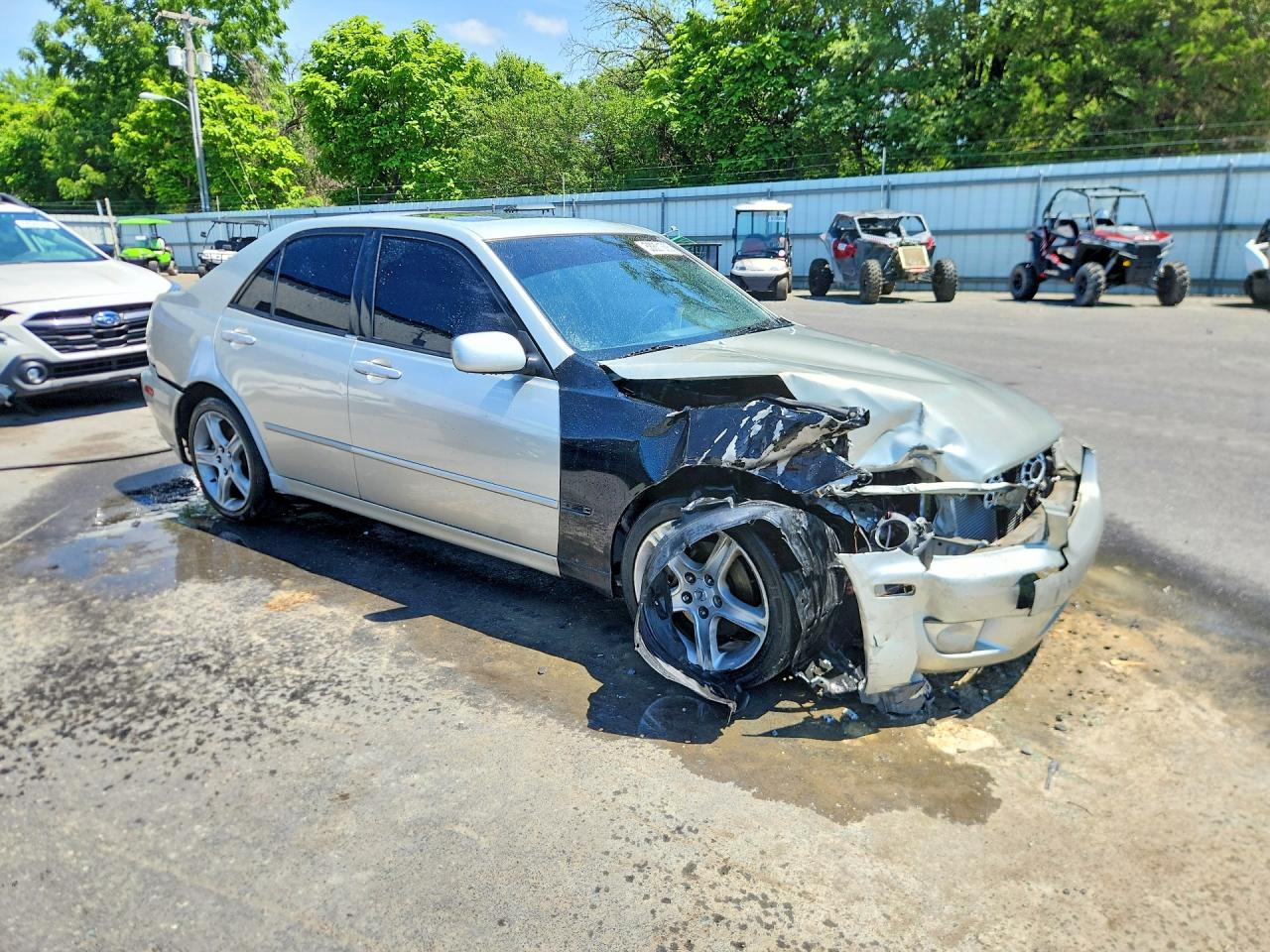 2001 Lexus Is 300 Silver vin: JTHBD182810017914