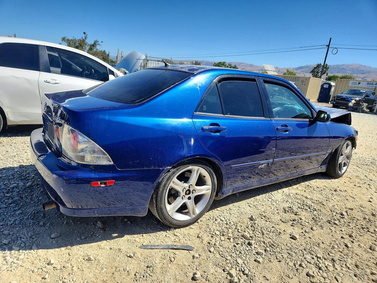 2001 Lexus Is 300 Blue vin: JTHBD182810018030