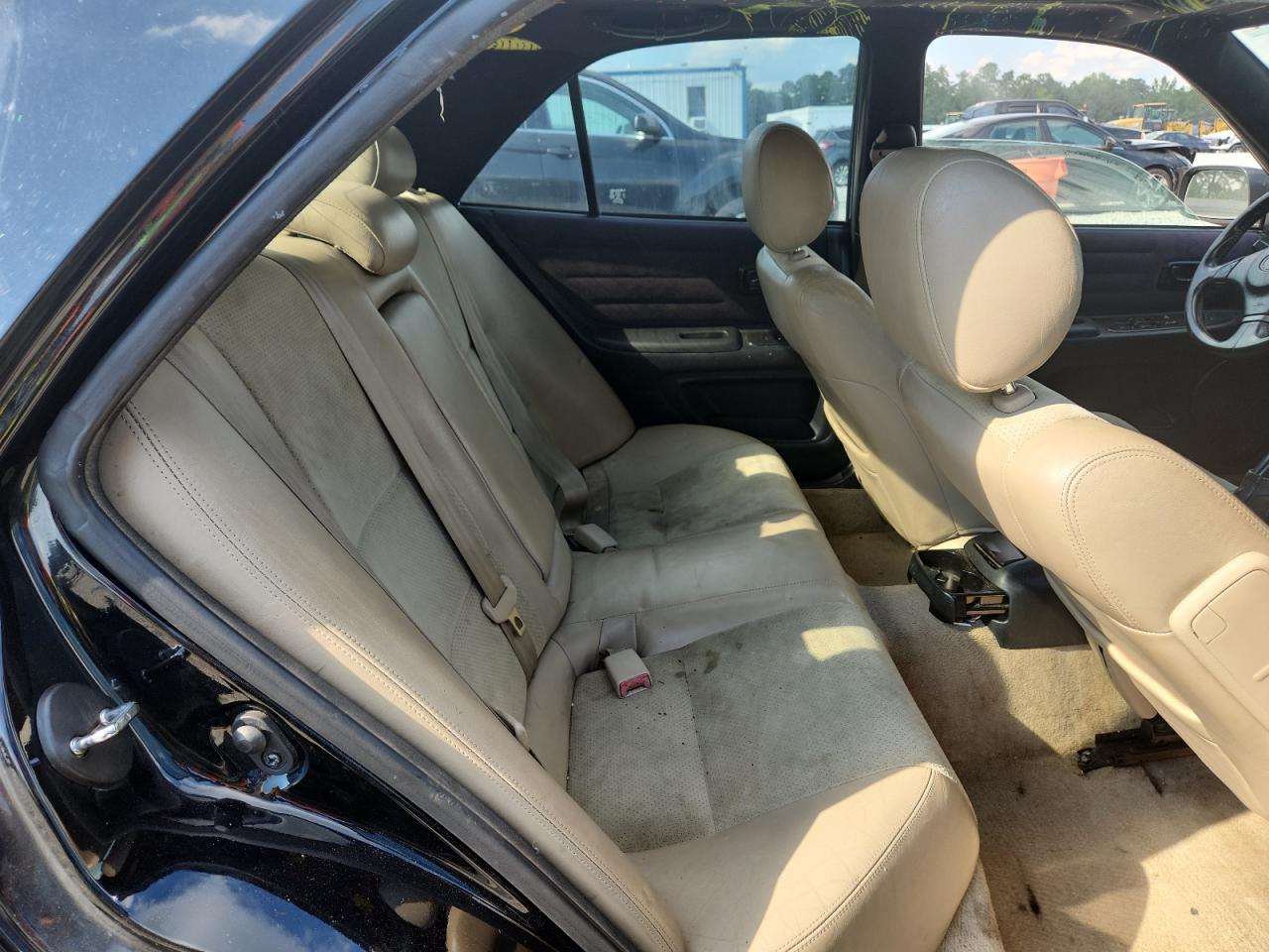 2001 Lexus Is 300 Black vin: JTHBD182810020229