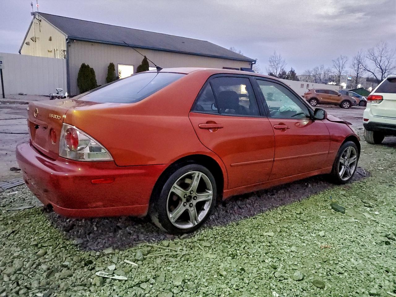 2001 Lexus Is 300 Orange vin: JTHBD182910002936
