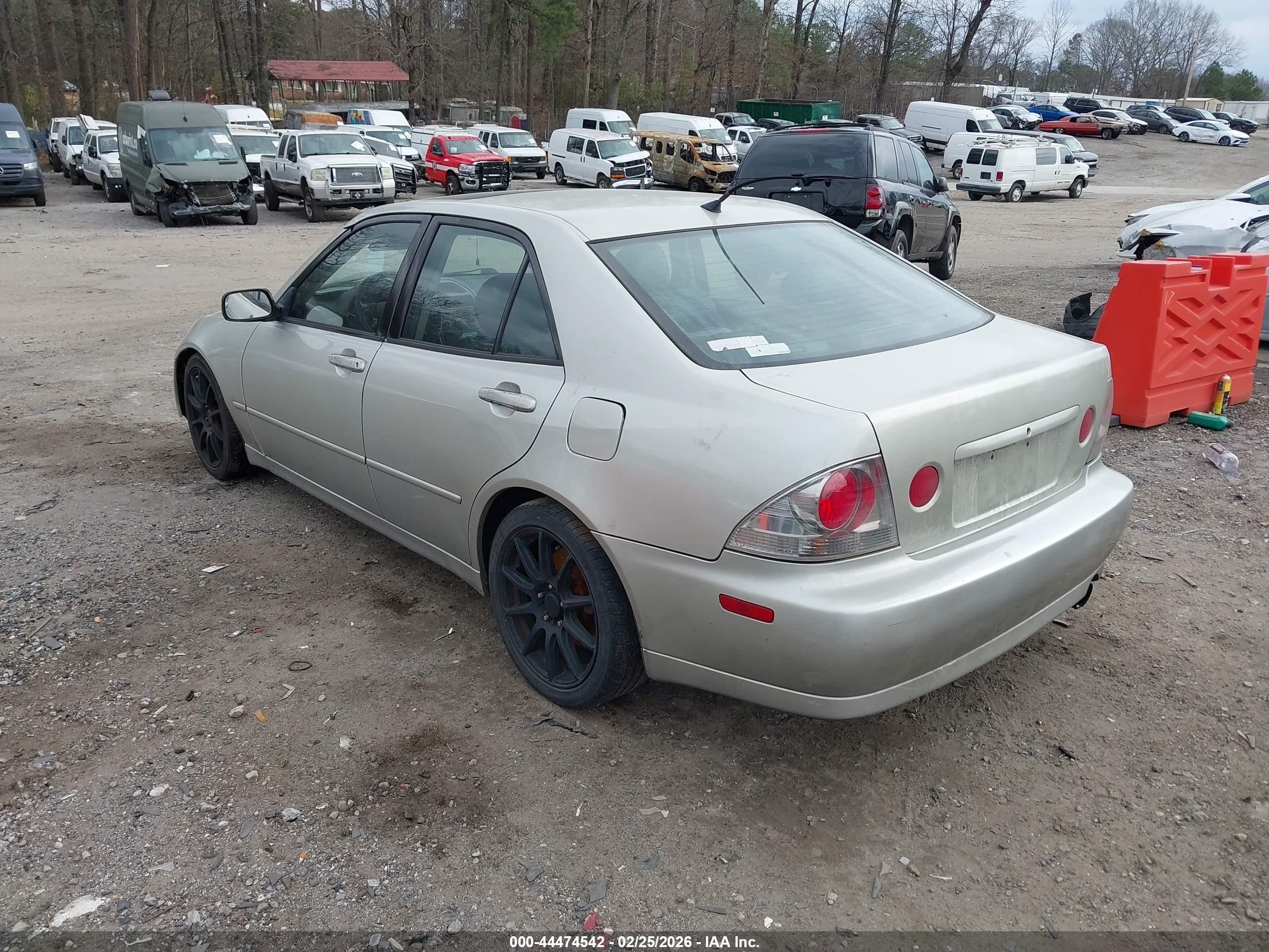 2001 Lexus Is 300   Tan vin: JTHBD182910015234
