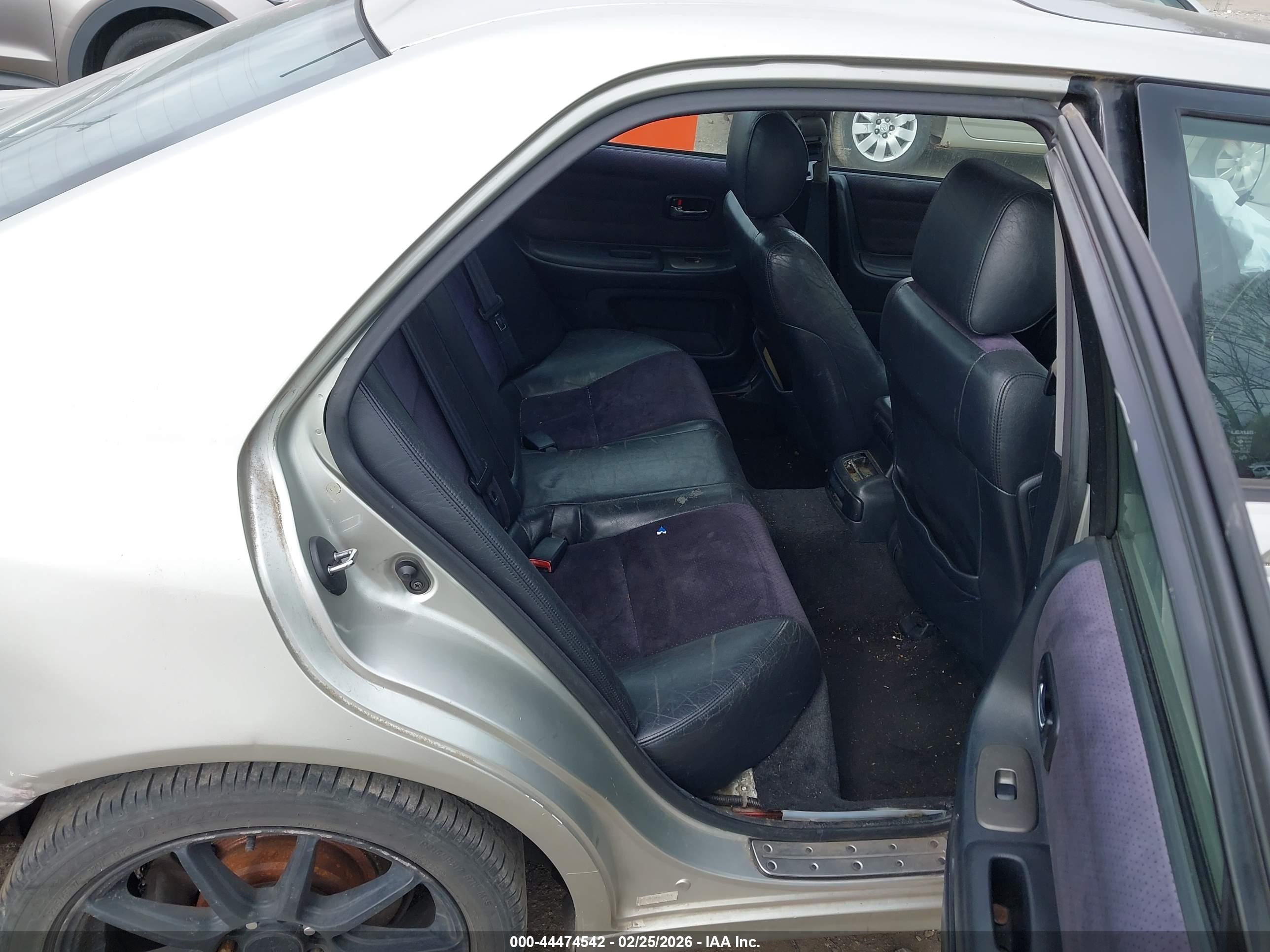 2001 Lexus Is 300   Tan vin: JTHBD182910015234