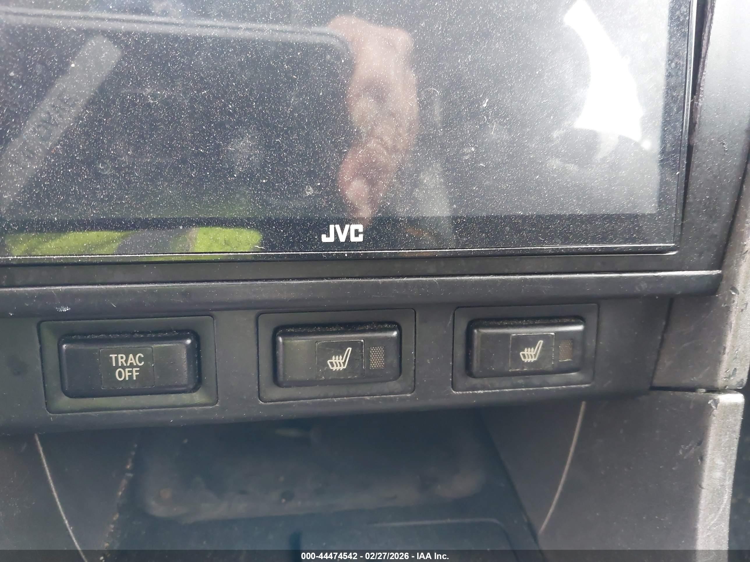 2001 Lexus Is 300   Tan vin: JTHBD182910015234