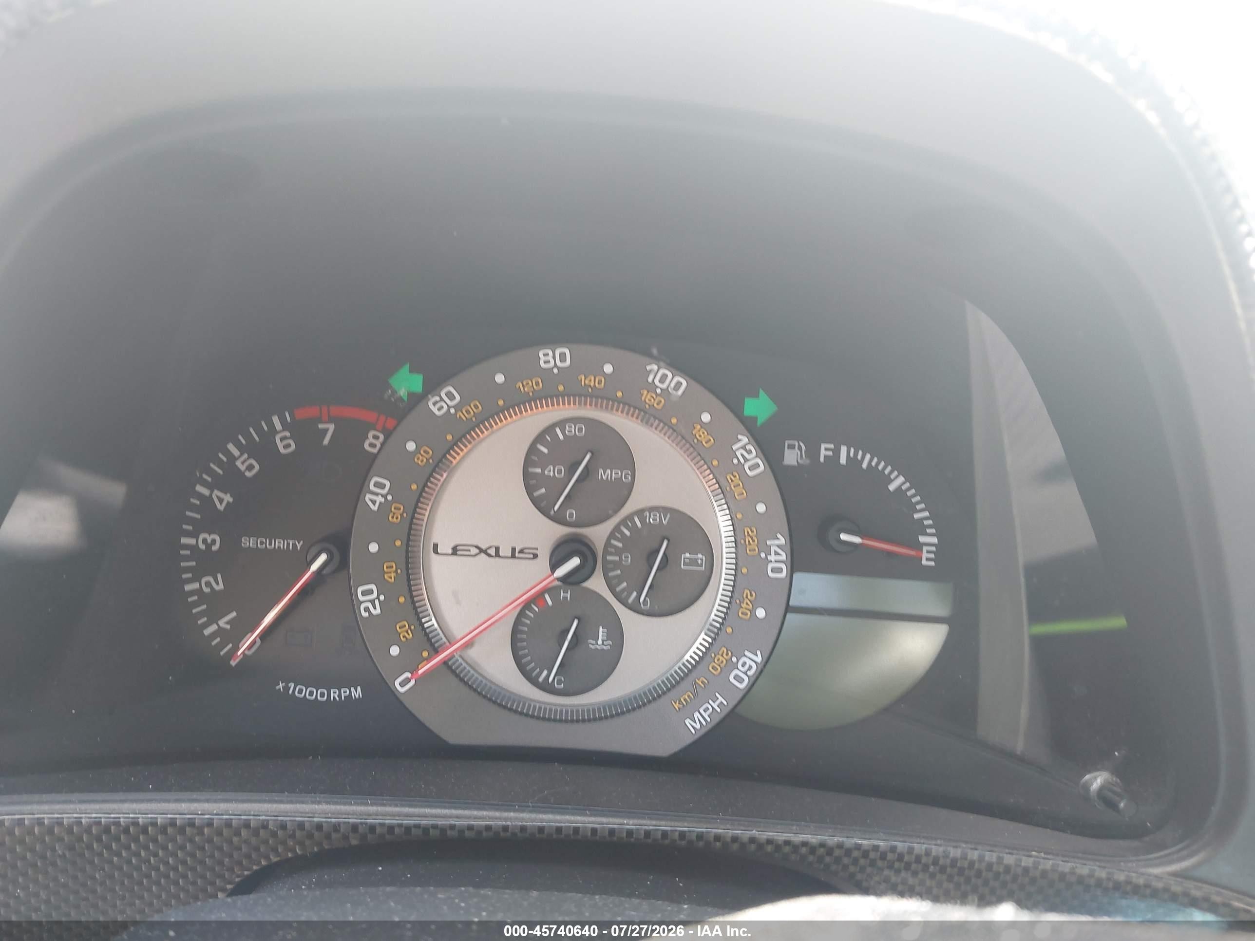 2001 Lexus Is 300   White vin: JTHBD182910015752