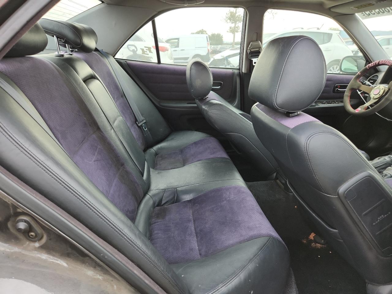 2001 Lexus Is 300 Charcoal vin: JTHBD182910018523