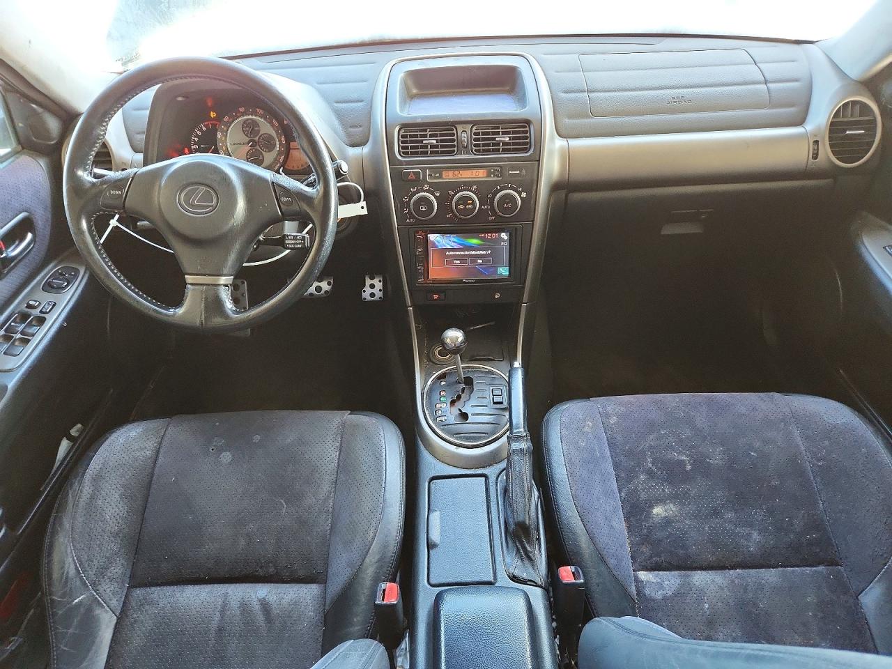 2001 Lexus Is 300 Black vin: JTHBD182910022720