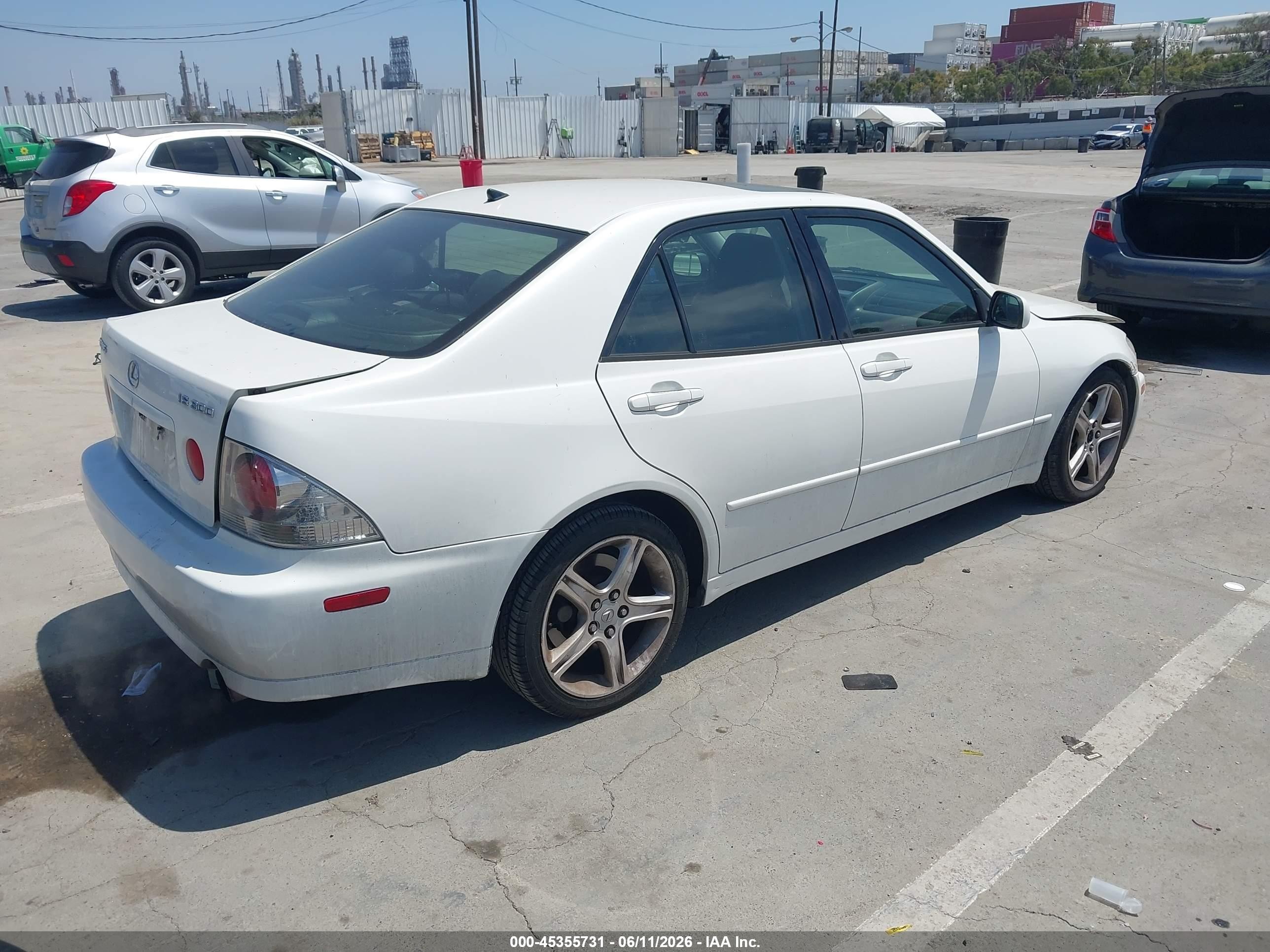 2001 Lexus Is 300   White vin: JTHBD182910029537