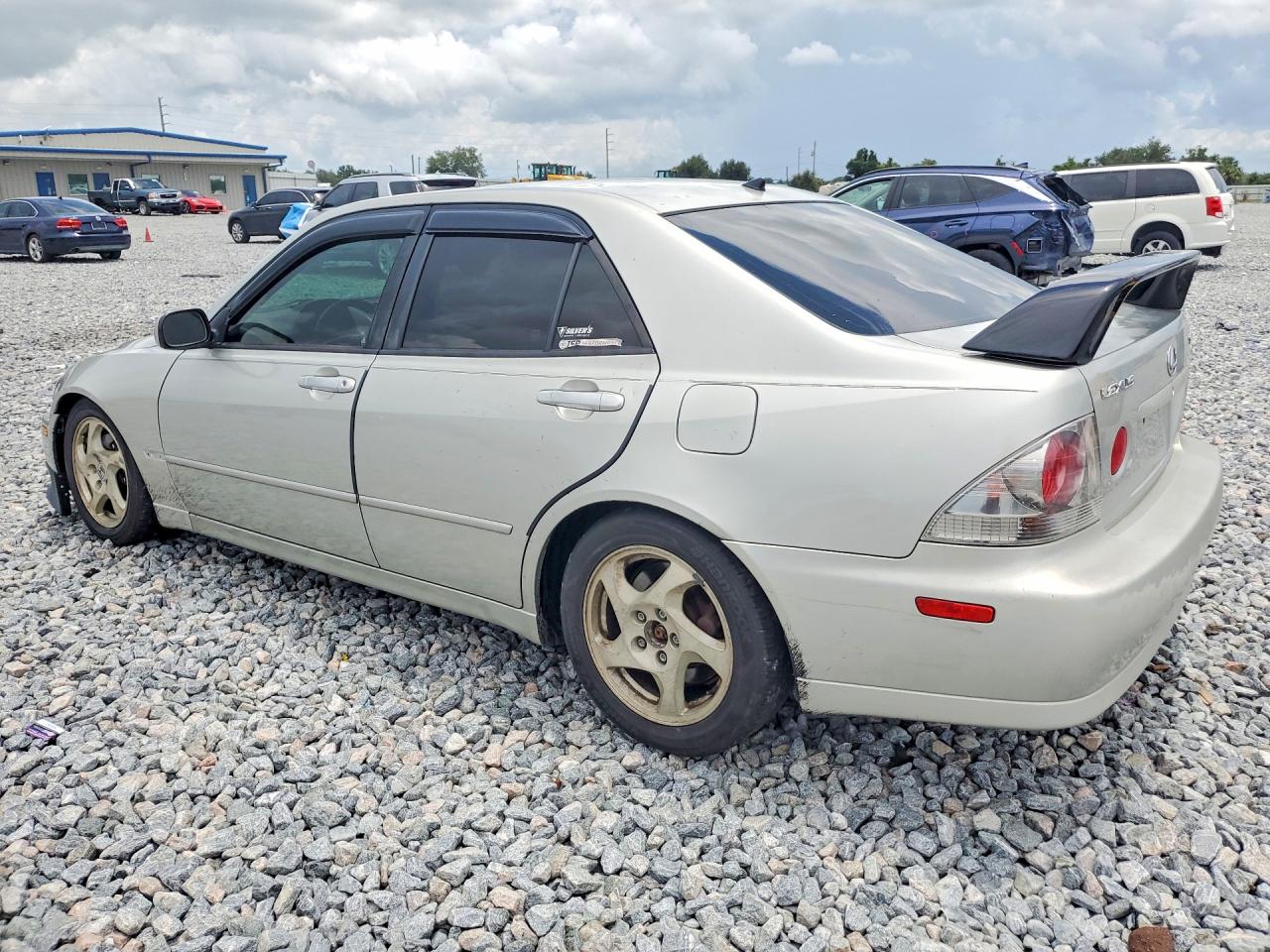 2001 Lexus Is 300 Silver vin: JTHBD182910030381