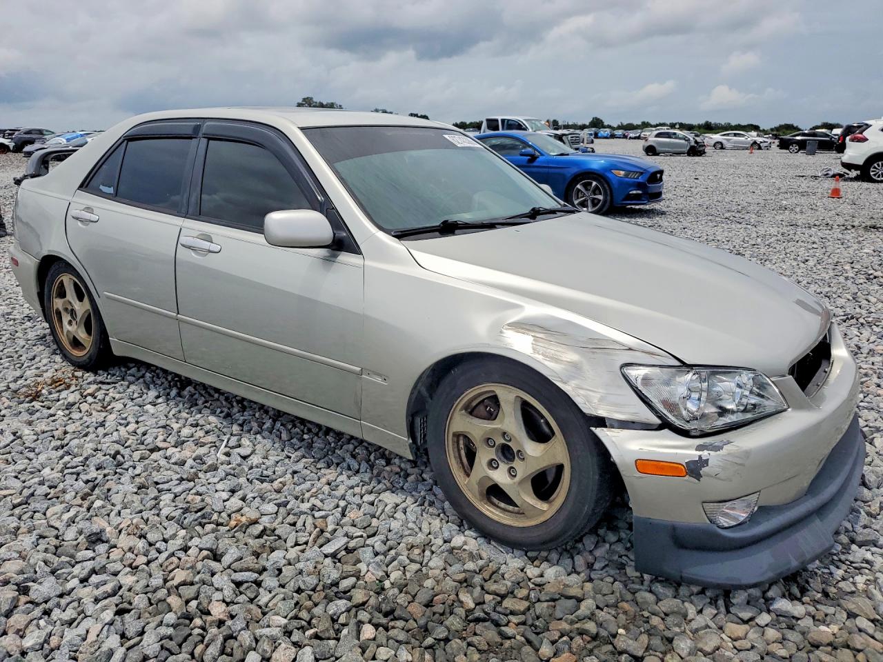2001 Lexus Is 300 Silver vin: JTHBD182910030381
