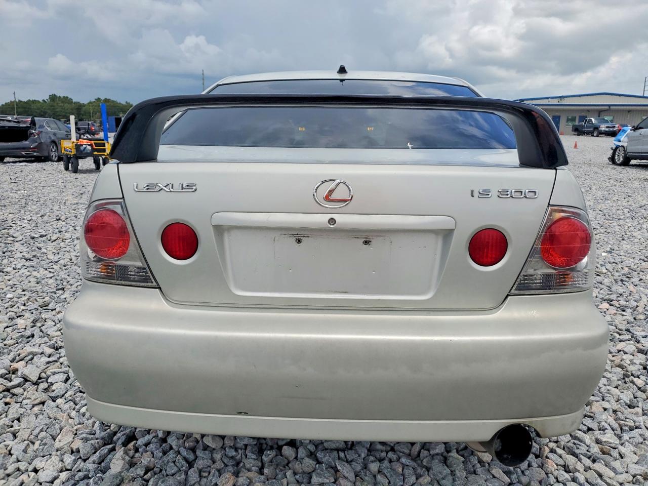 2001 Lexus Is 300 Silver vin: JTHBD182910030381