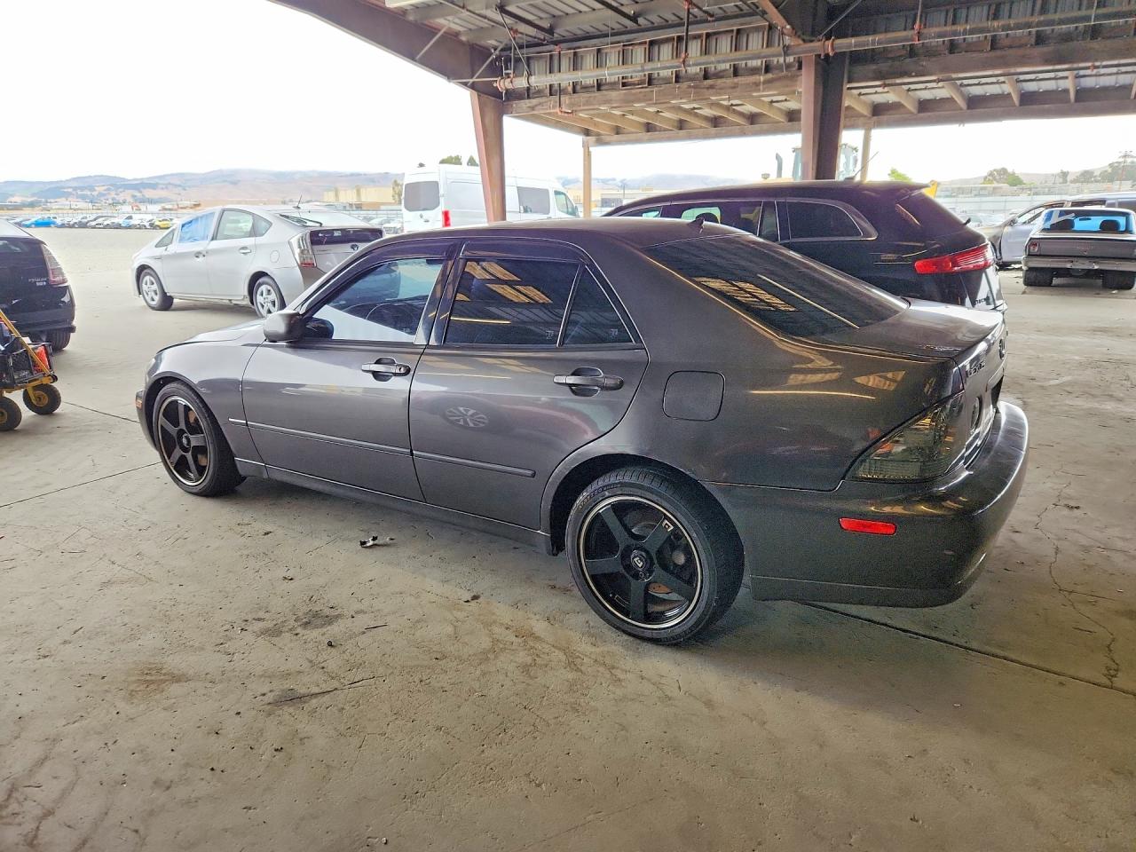 2001 Lexus Is 300 Gray vin: JTHBD182X10017218