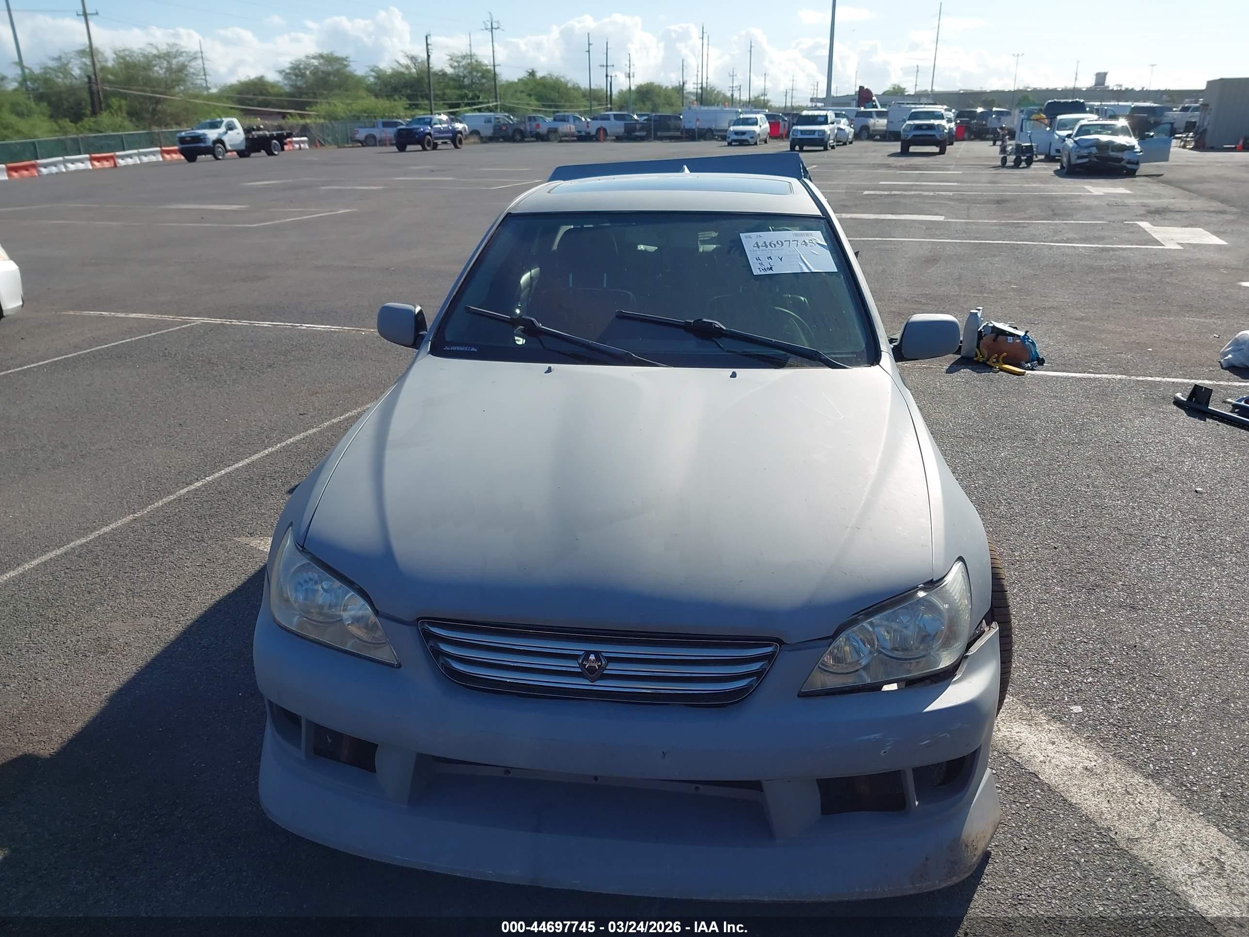 2001 Lexus Is 300 Gray vin: JTHBD182X10023486