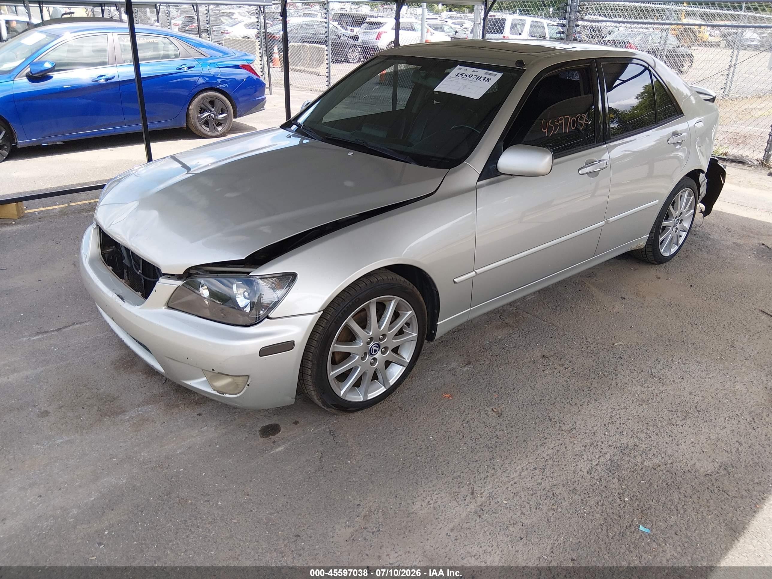 2004 Lexus Is 300   Silver vin: JTHBD192040081366