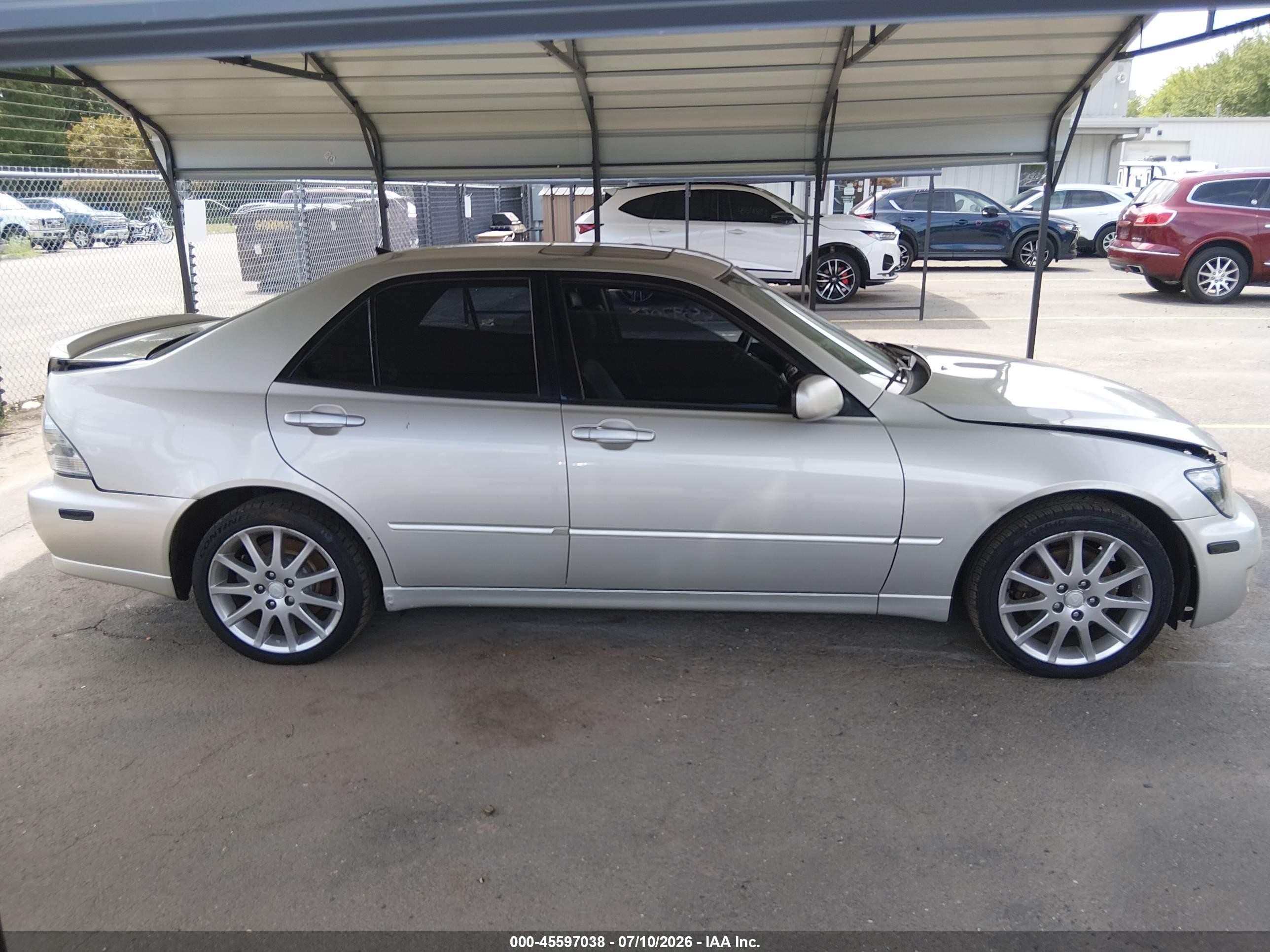 2004 Lexus Is 300   Silver vin: JTHBD192040081366