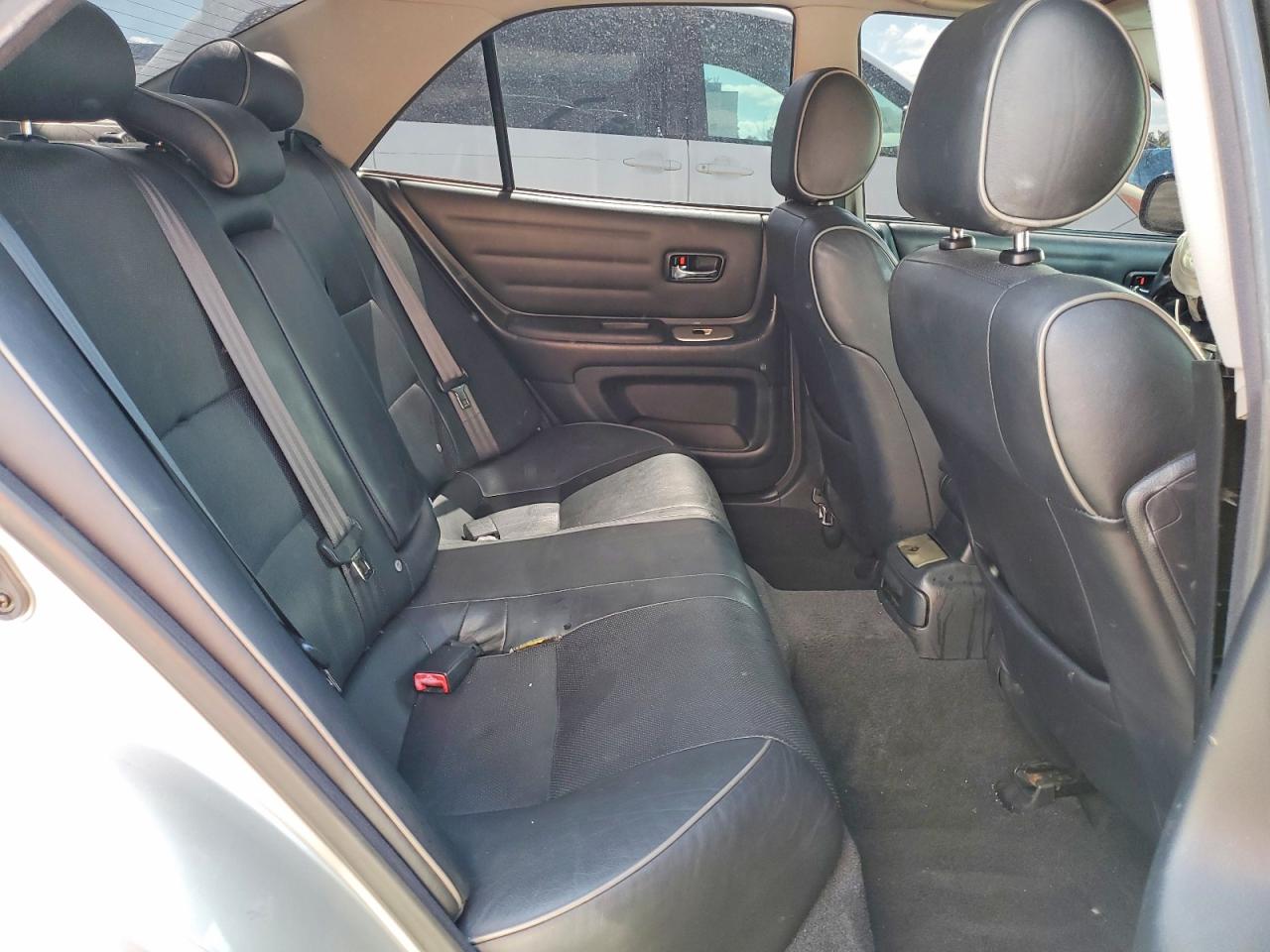 2005 Lexus Is 300 Black vin: JTHBD192050099173