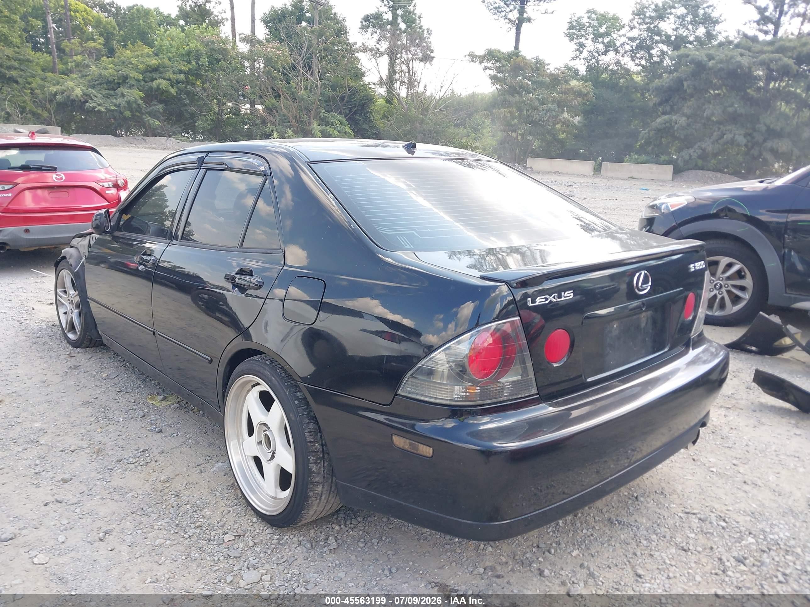 2002 Lexus Is 300 Black vin: JTHBD192120046008