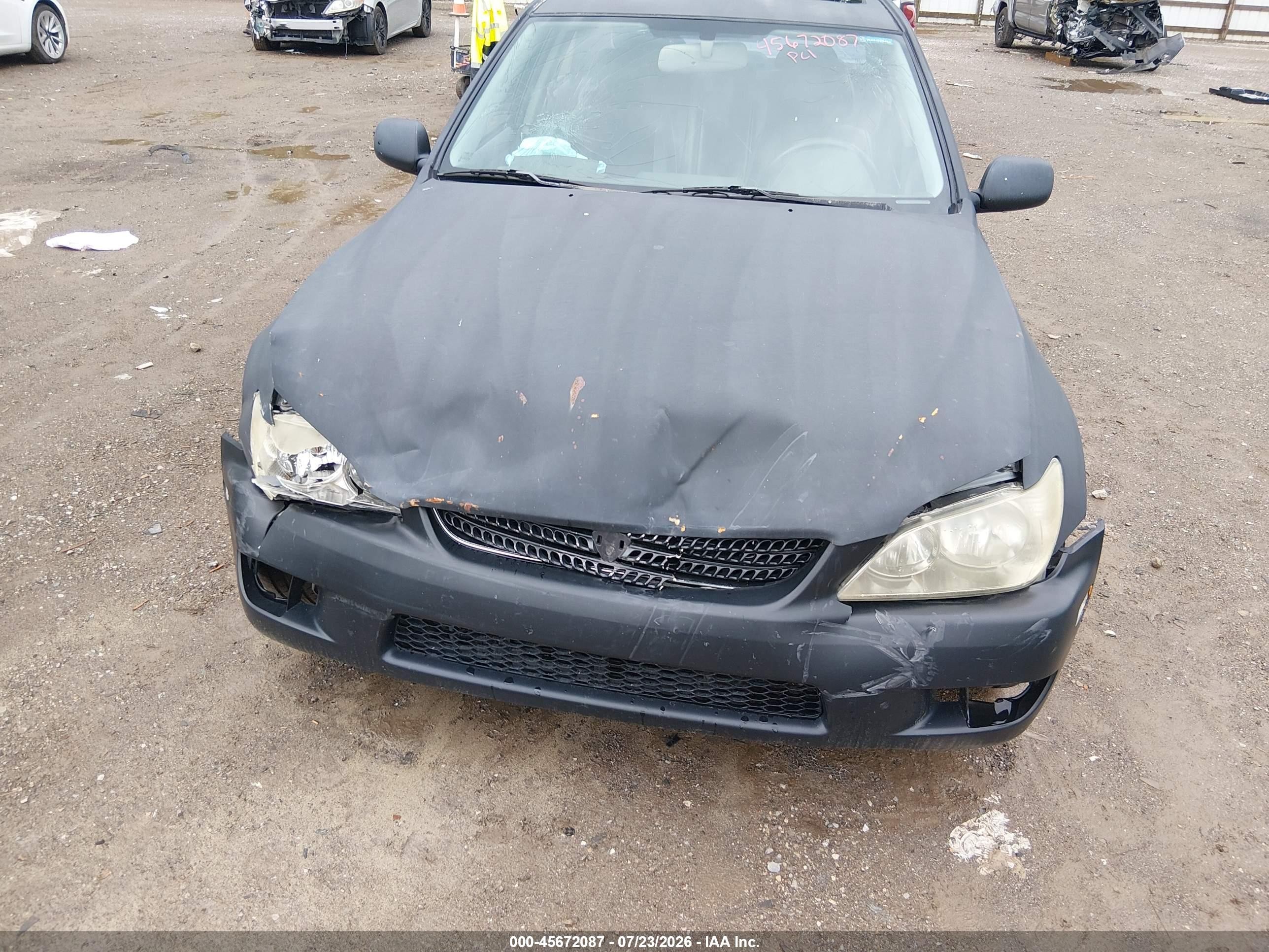 2002 Lexus Is 300   Black vin: JTHBD192120052617