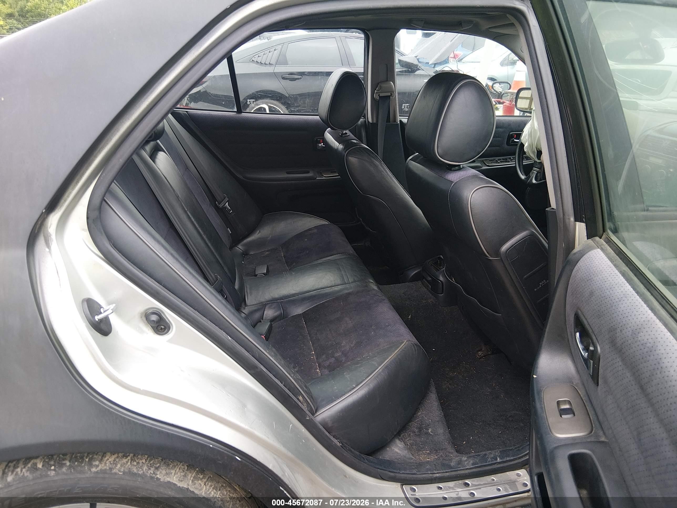 2002 Lexus Is 300   Black vin: JTHBD192120052617