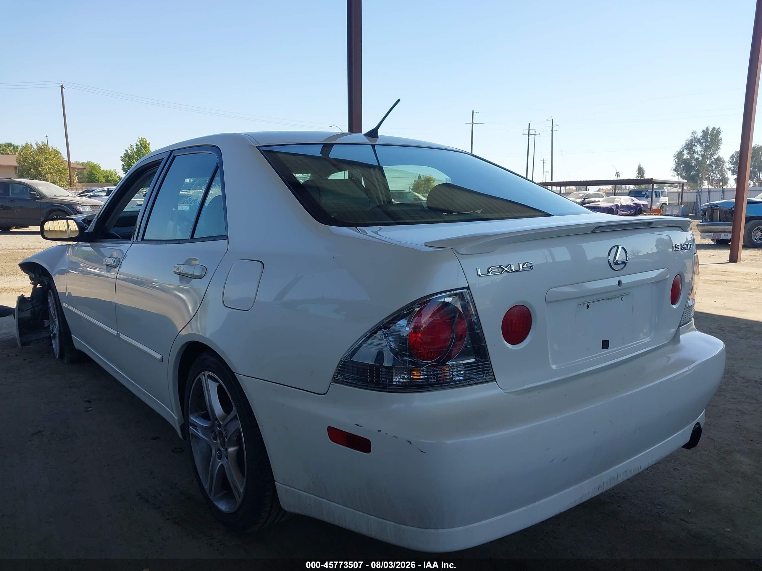 2004 Lexus Is 300   White vin: JTHBD192140087337