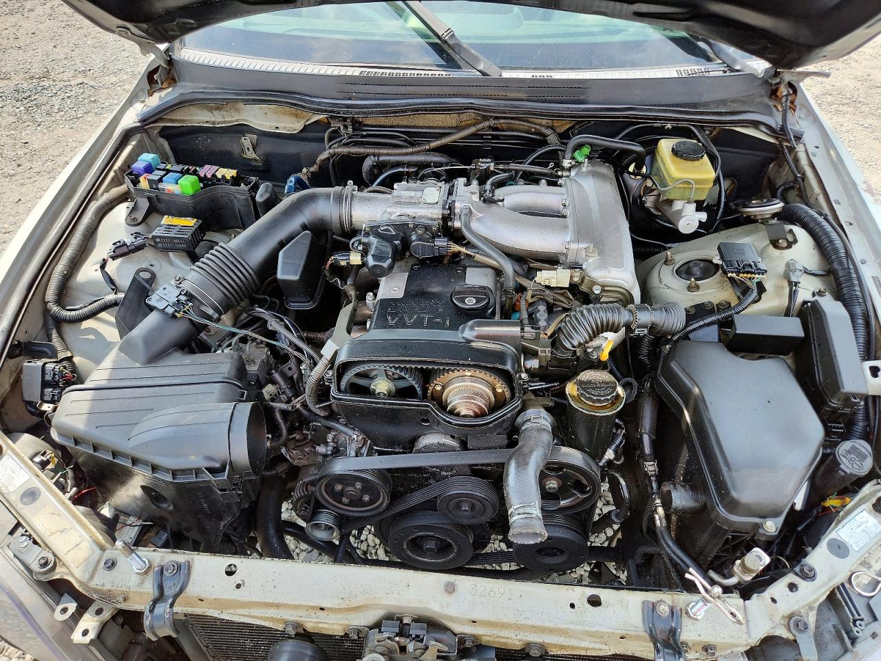 2004 Lexus Is 300 Silver vin: JTHBD192140091971