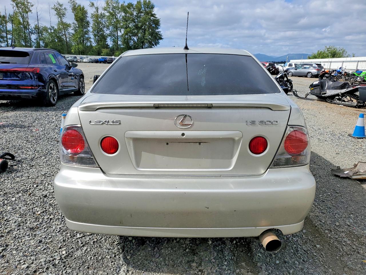 2005 Lexus Is 300 Silver vin: JTHBD192150099117