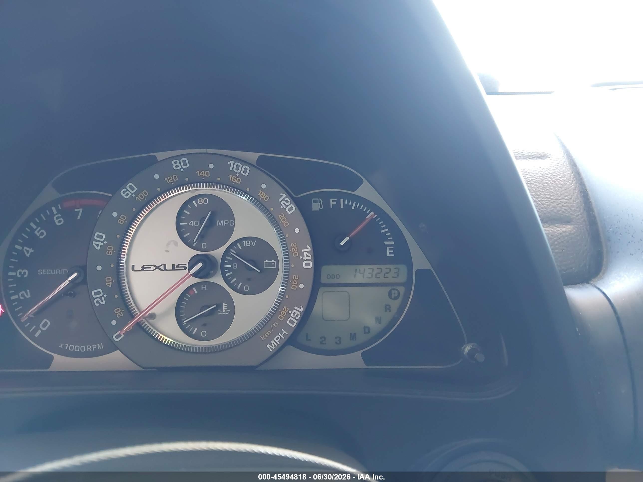 2005 Lexus Is 300   Черный vin: JTHBD192150100038