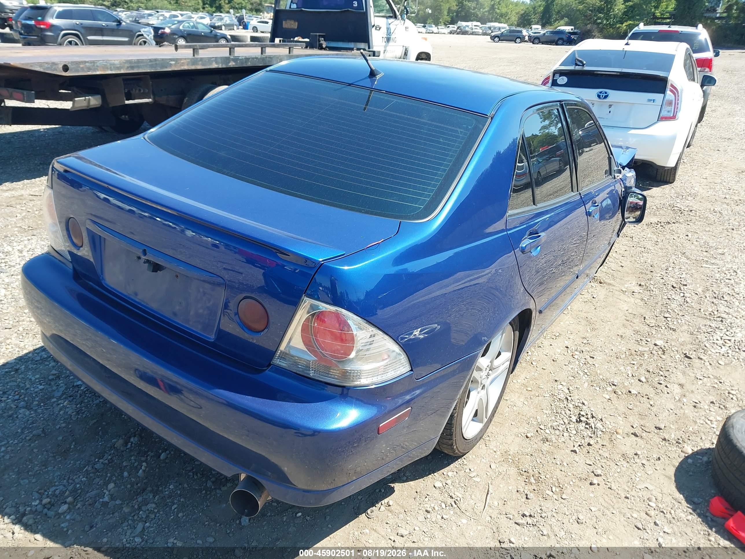 2003 Lexus Is 300 Base W/5-speed Manual Blue vin: JTHBD192230076832