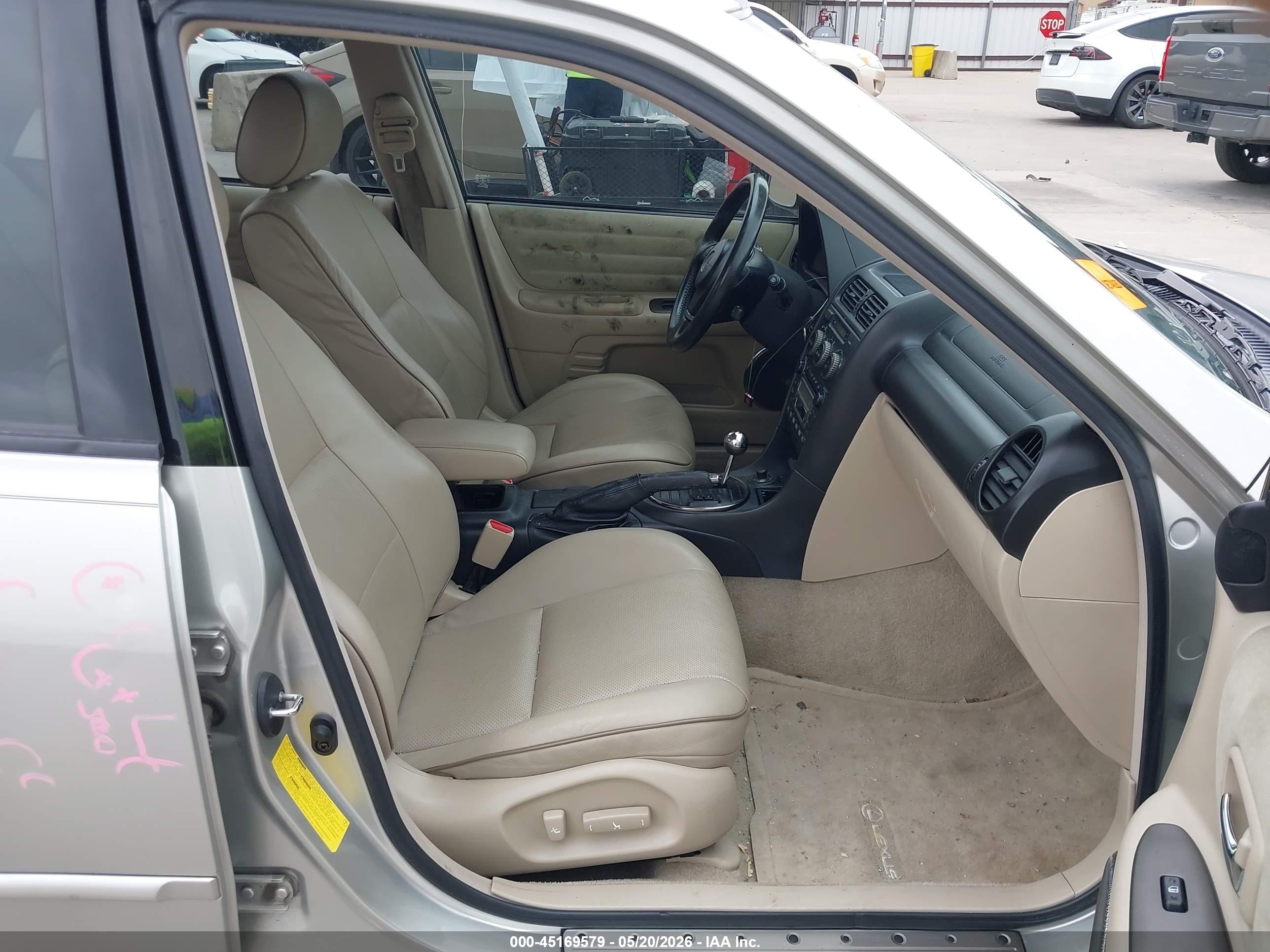 2003 Lexus Is 300   Beige vin: JTHBD192230080069