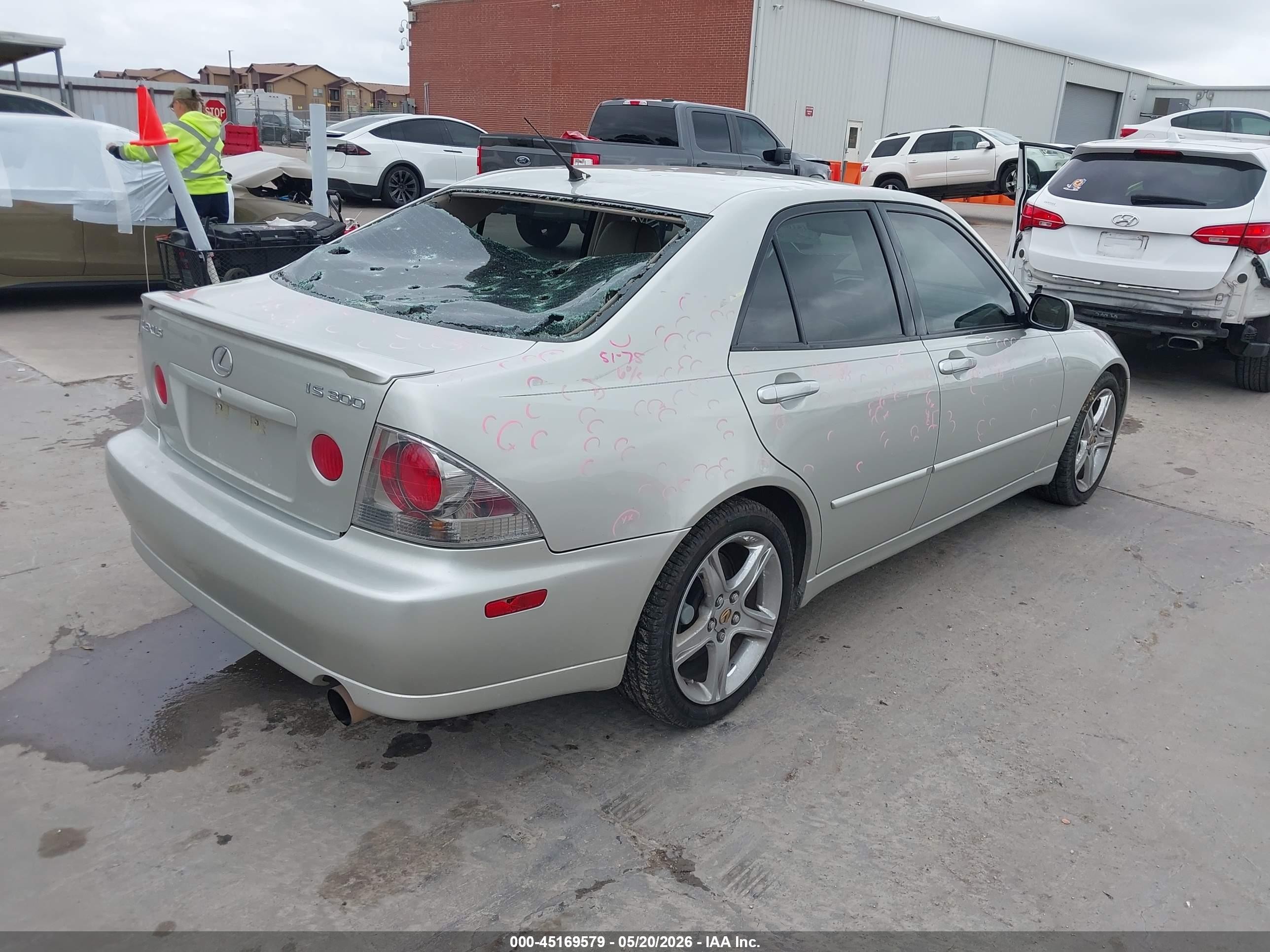 2003 Lexus Is 300   Beige vin: JTHBD192230080069