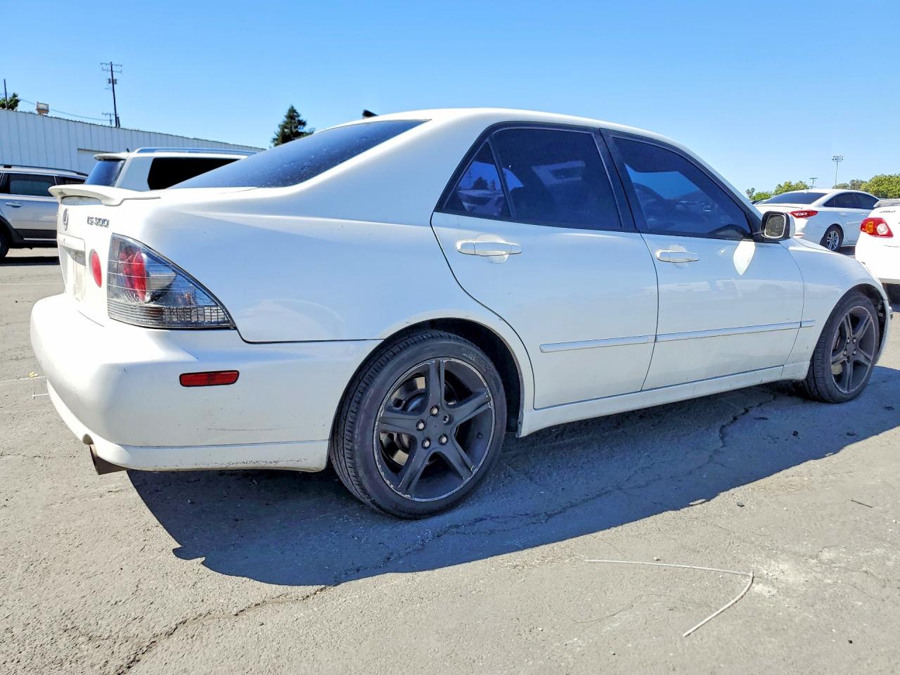 2004 Lexus Is 300 White vin: JTHBD192240082003