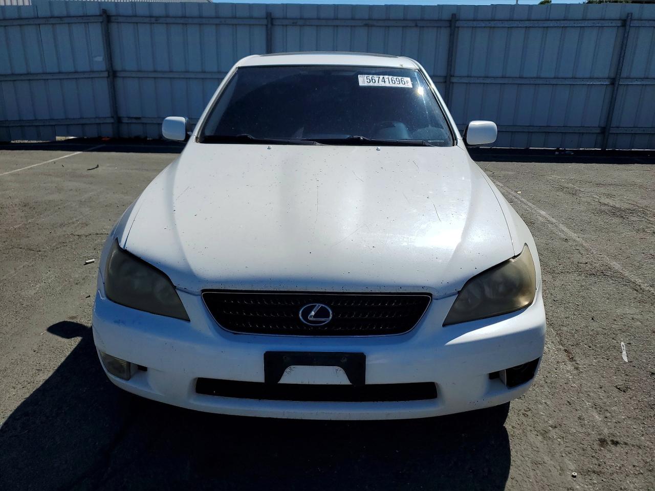 2004 Lexus Is 300 White vin: JTHBD192240082003