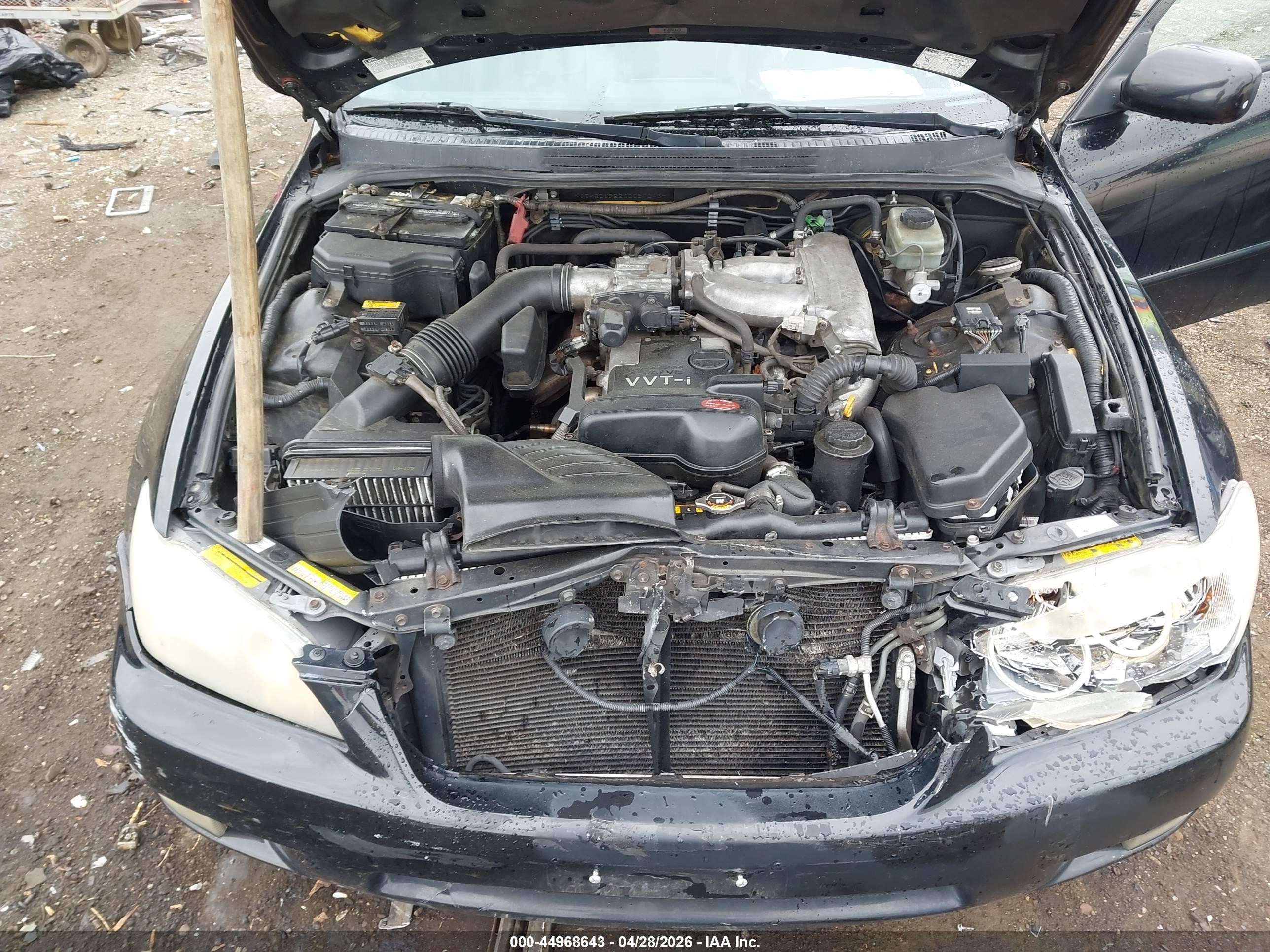 2004 Lexus Is 300   Черный vin: JTHBD192240084043