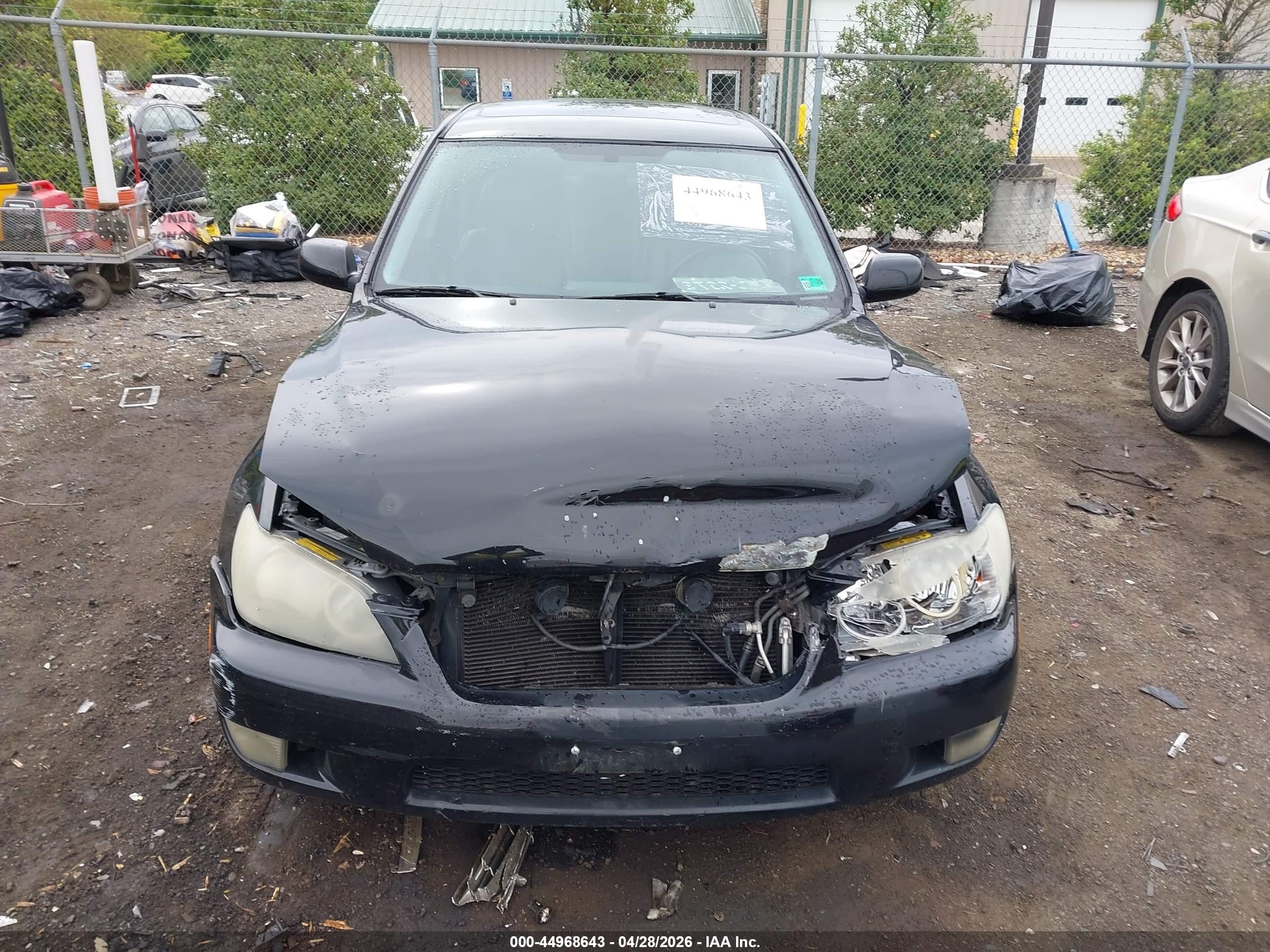 2004 Lexus Is 300   Черный vin: JTHBD192240084043
