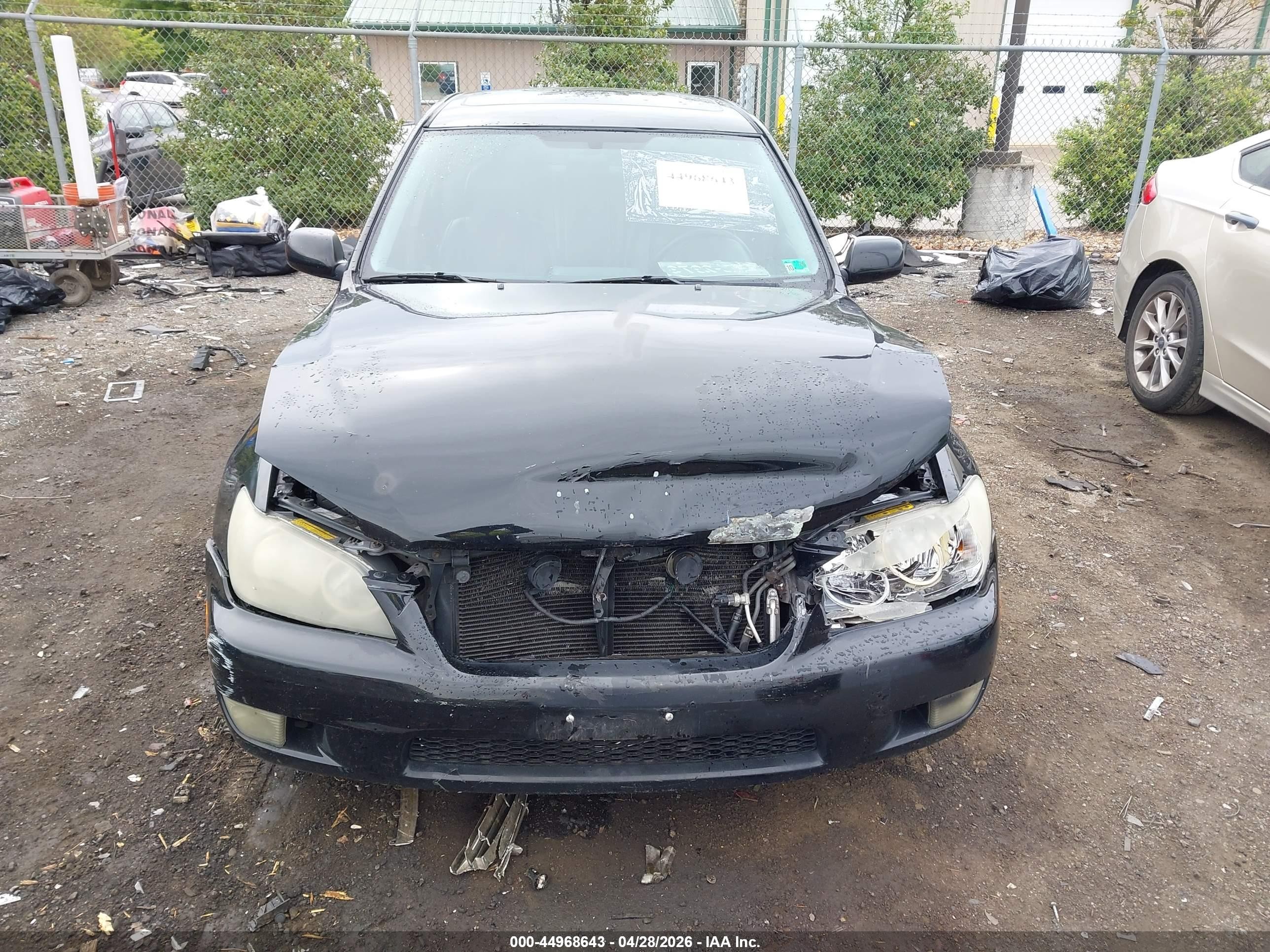 2004 Lexus Is 300   Черный vin: JTHBD192240084043