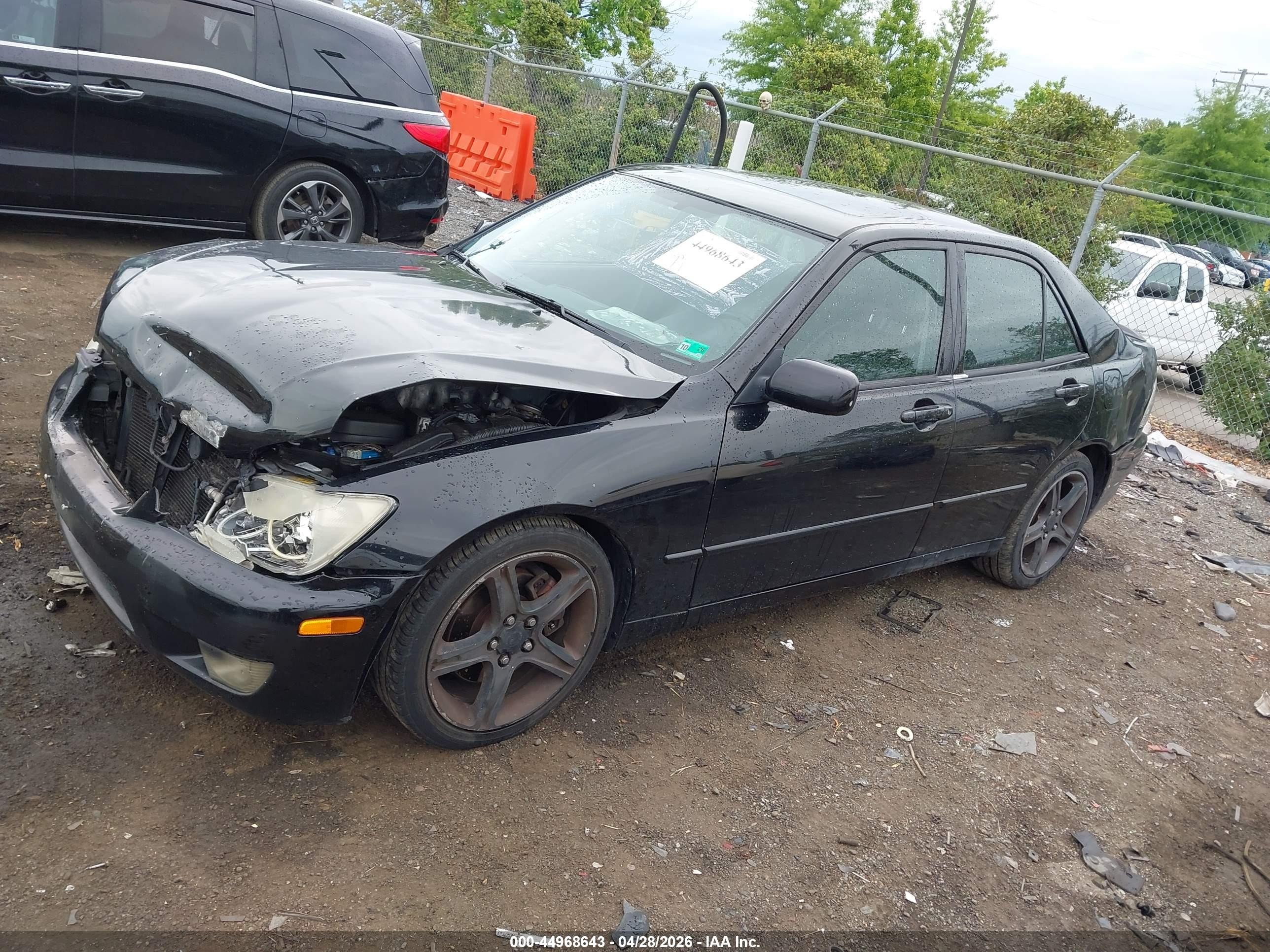 2004 Lexus Is 300   Черный vin: JTHBD192240084043